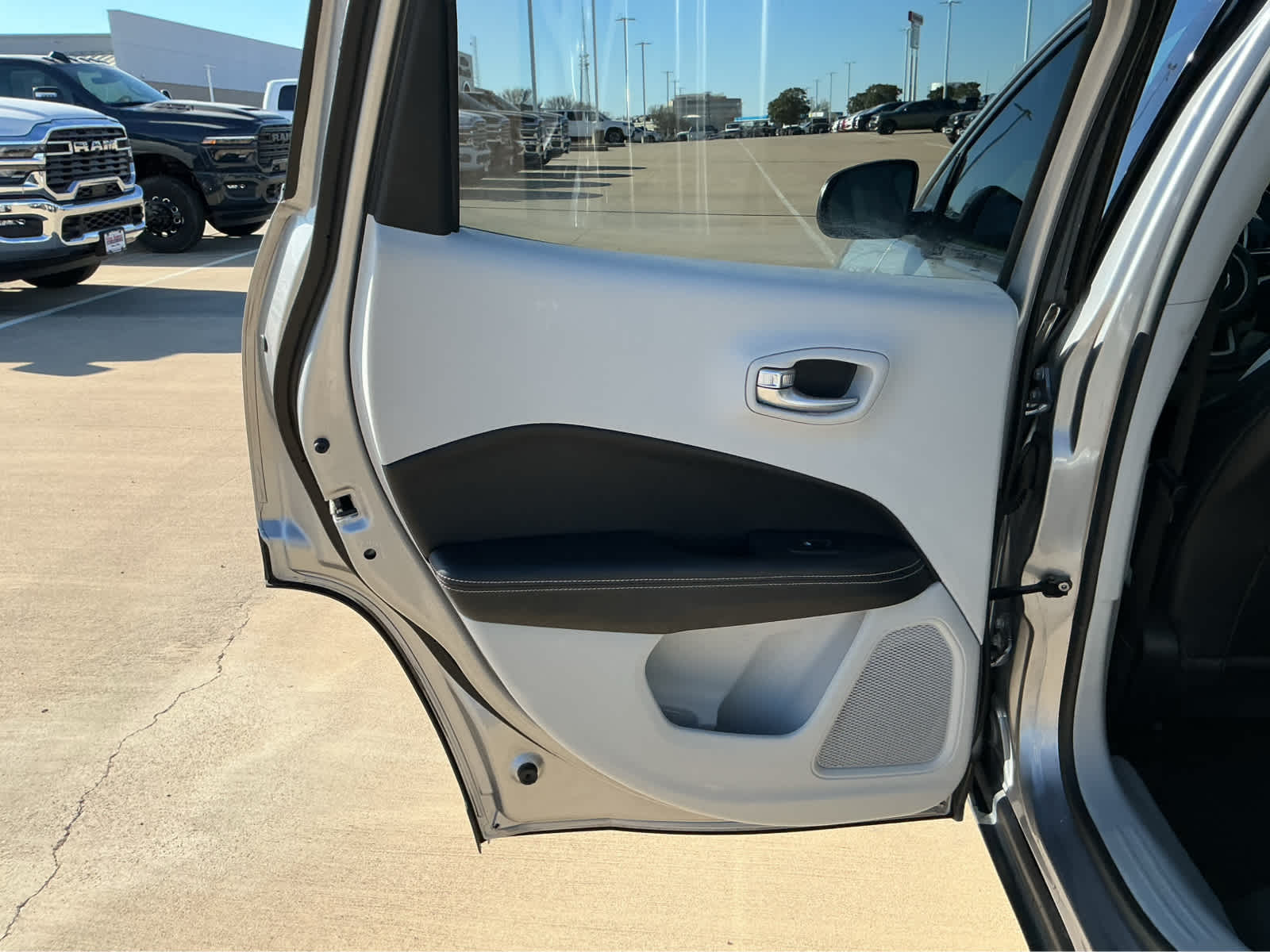 Used Car 2018 Jeep Compass  Latitude W/sun/wheel Pkg For Sale Under $20,000 In Waco, Texas