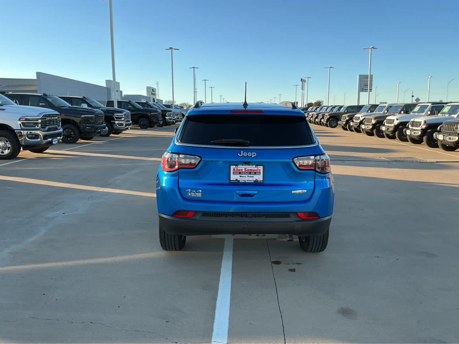 Used Car 2022 Jeep Compass  Latitude For Sale Under $25,000 In Waco, Texas