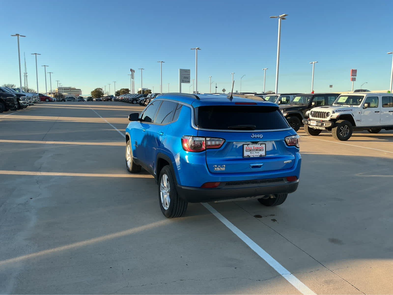 Used Car 2022 Jeep Compass  Latitude For Sale Under $25,000 In Waco, Texas