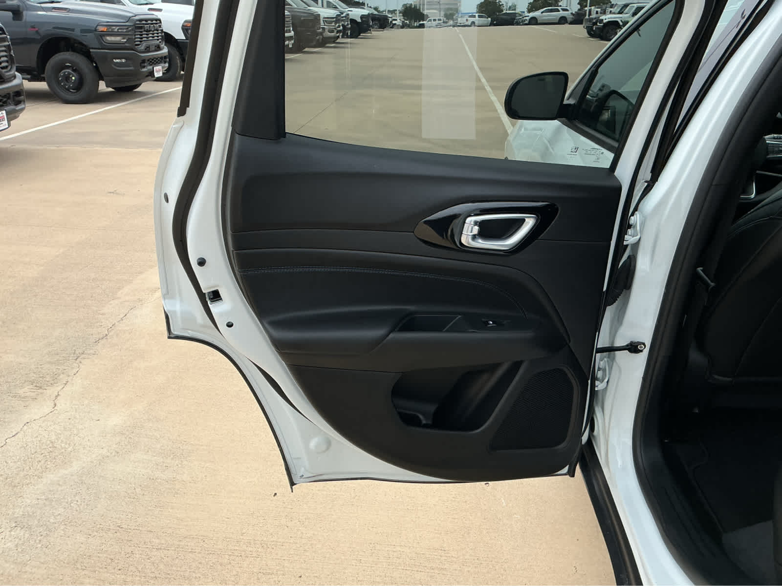 Used Car 2025 Jeep Compass  Latitude For Sale Under $30,000 In Waco, Texas