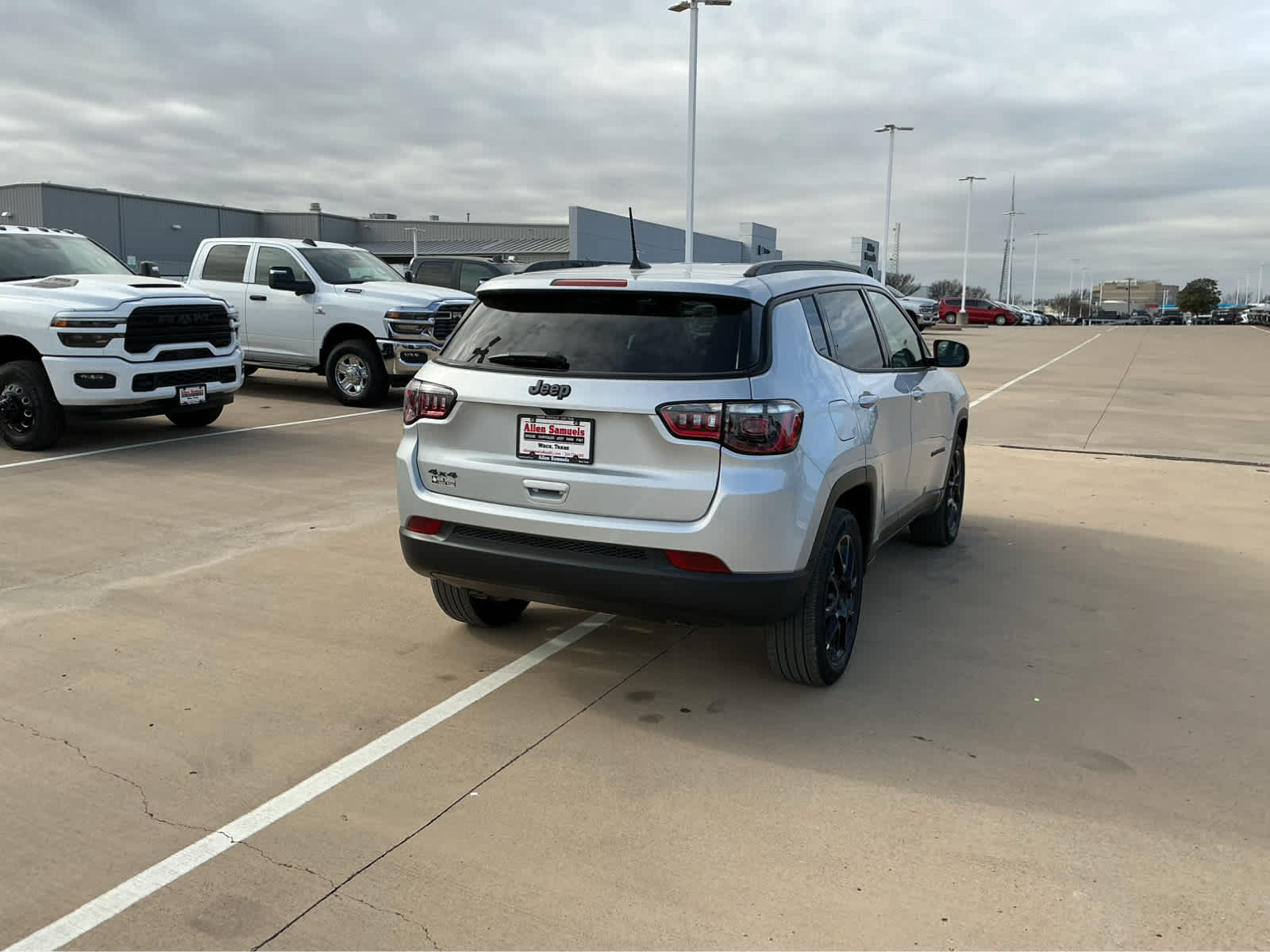 new 2026 Jeep Compass car, priced at $33,805