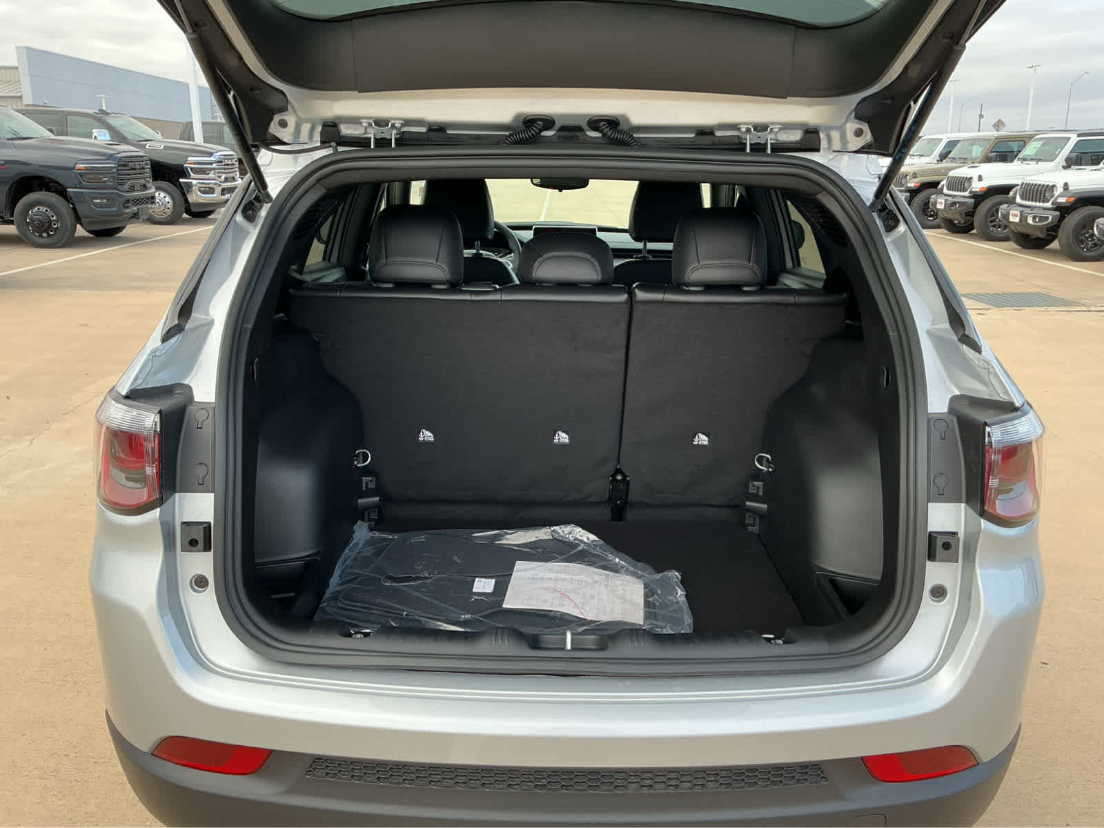 new 2026 Jeep Compass car, priced at $33,805