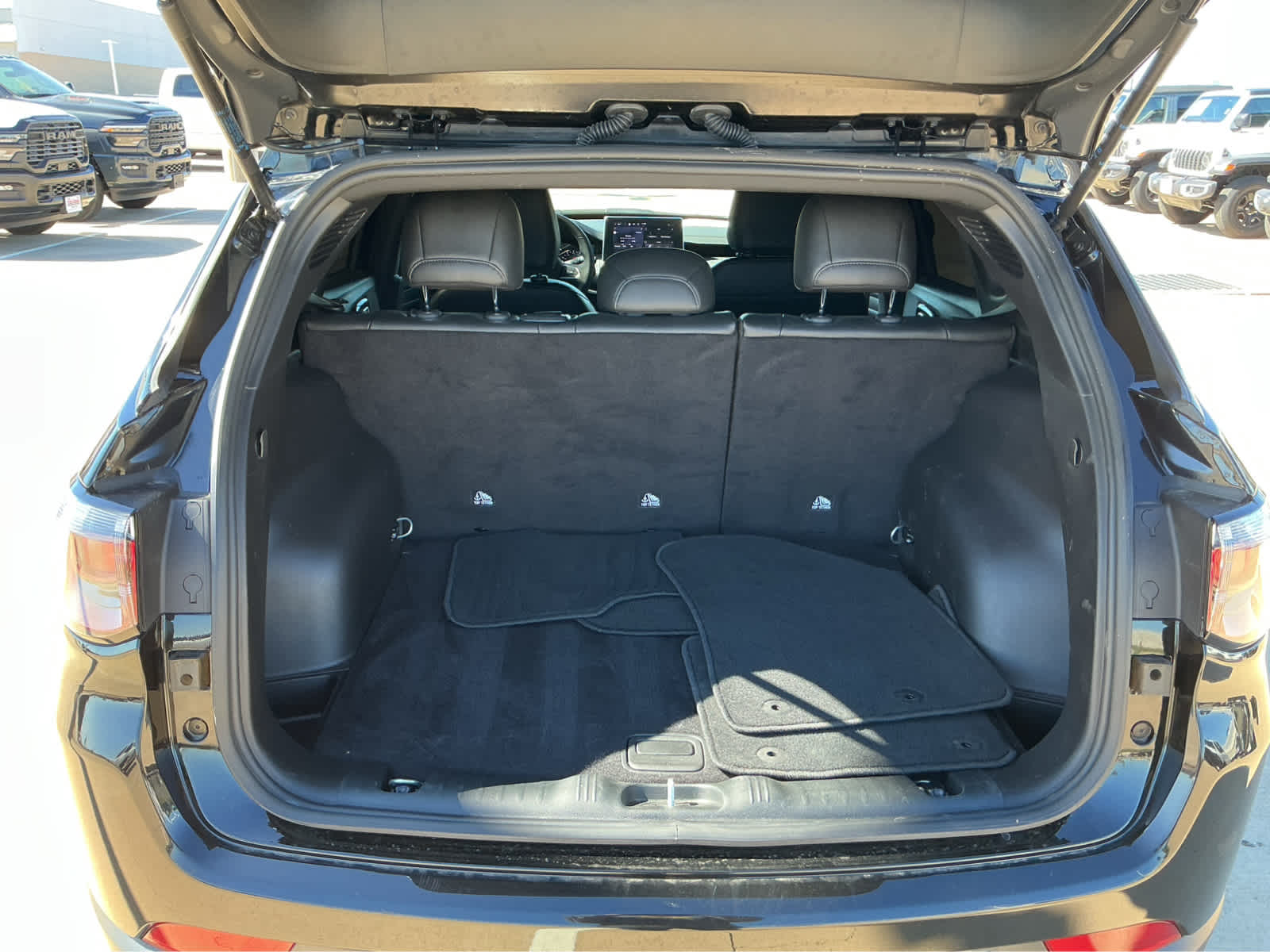 Used Car 2025 Jeep Compass  Latitude For Sale Under $30,000 In Waco, Texas