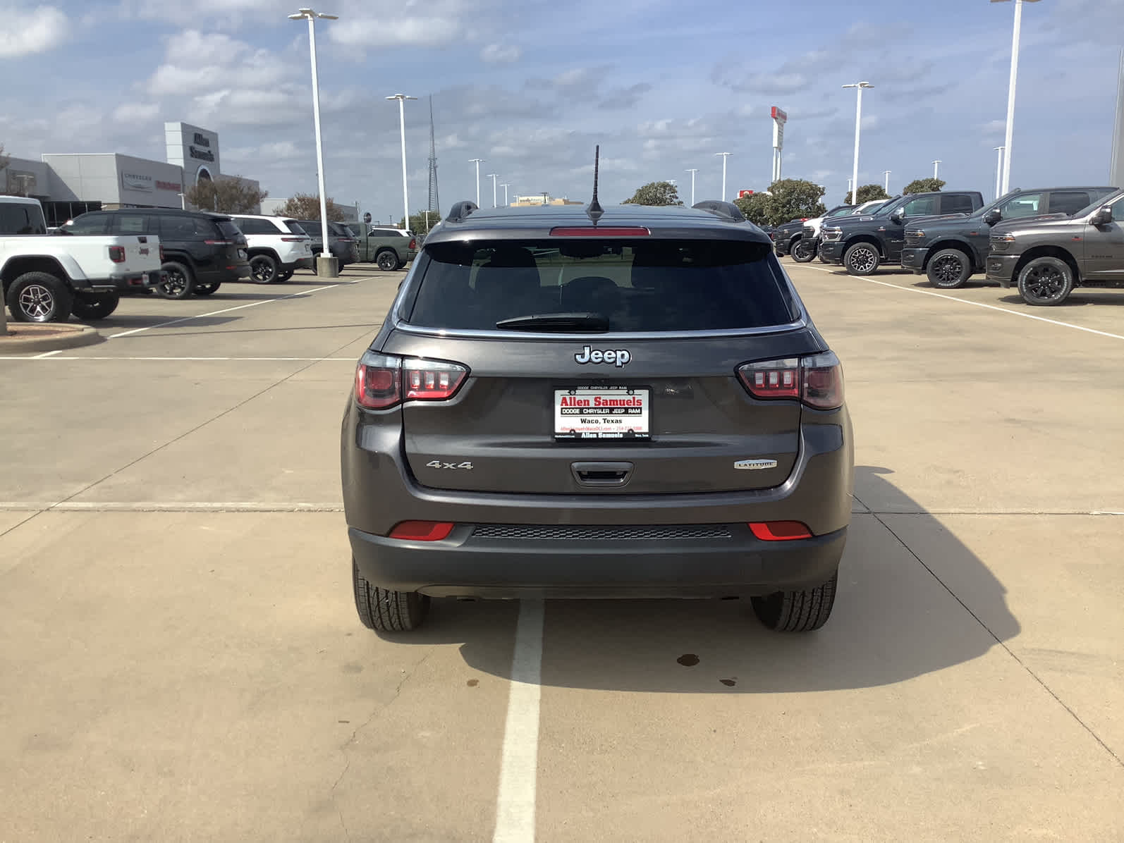 Used Car 2024 Jeep Compass  Latitude For Sale Under $30,000 In Waco, Texas