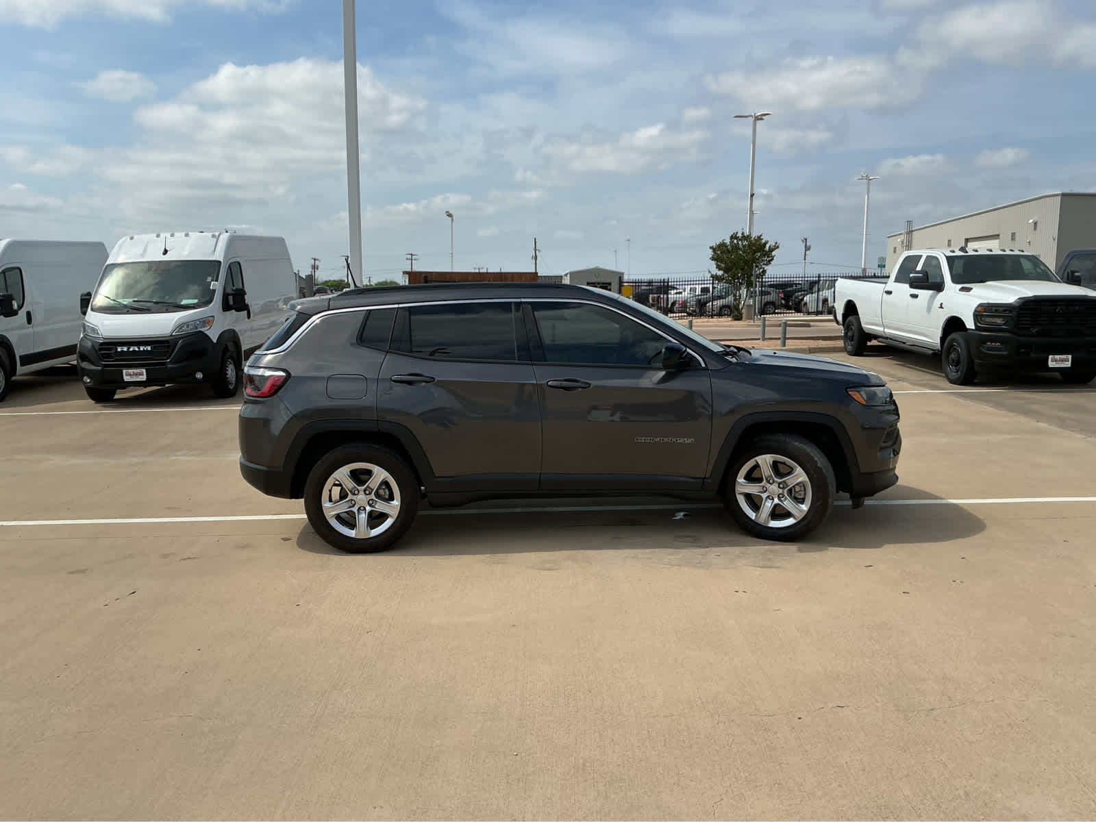 Used Car 2023 Jeep Compass  Latitude For Sale Under $30,000 In Waco, Texas