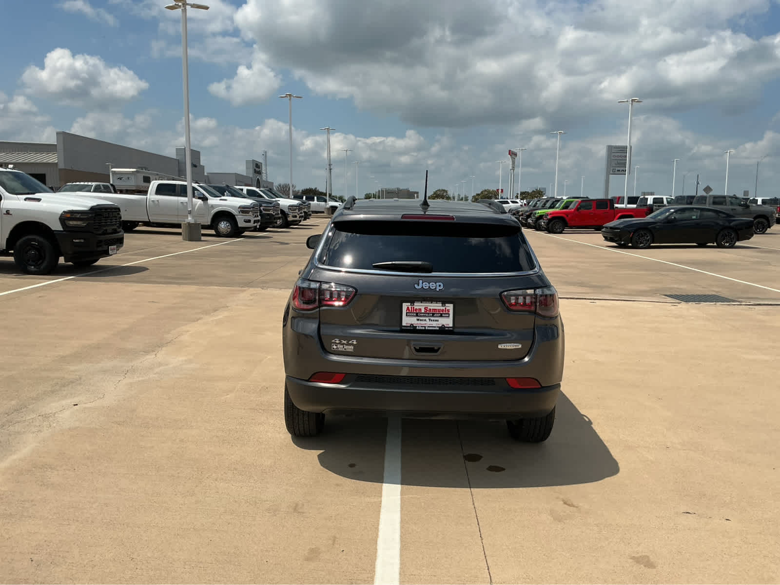 Used Car 2023 Jeep Compass  Latitude For Sale Under $30,000 In Waco, Texas