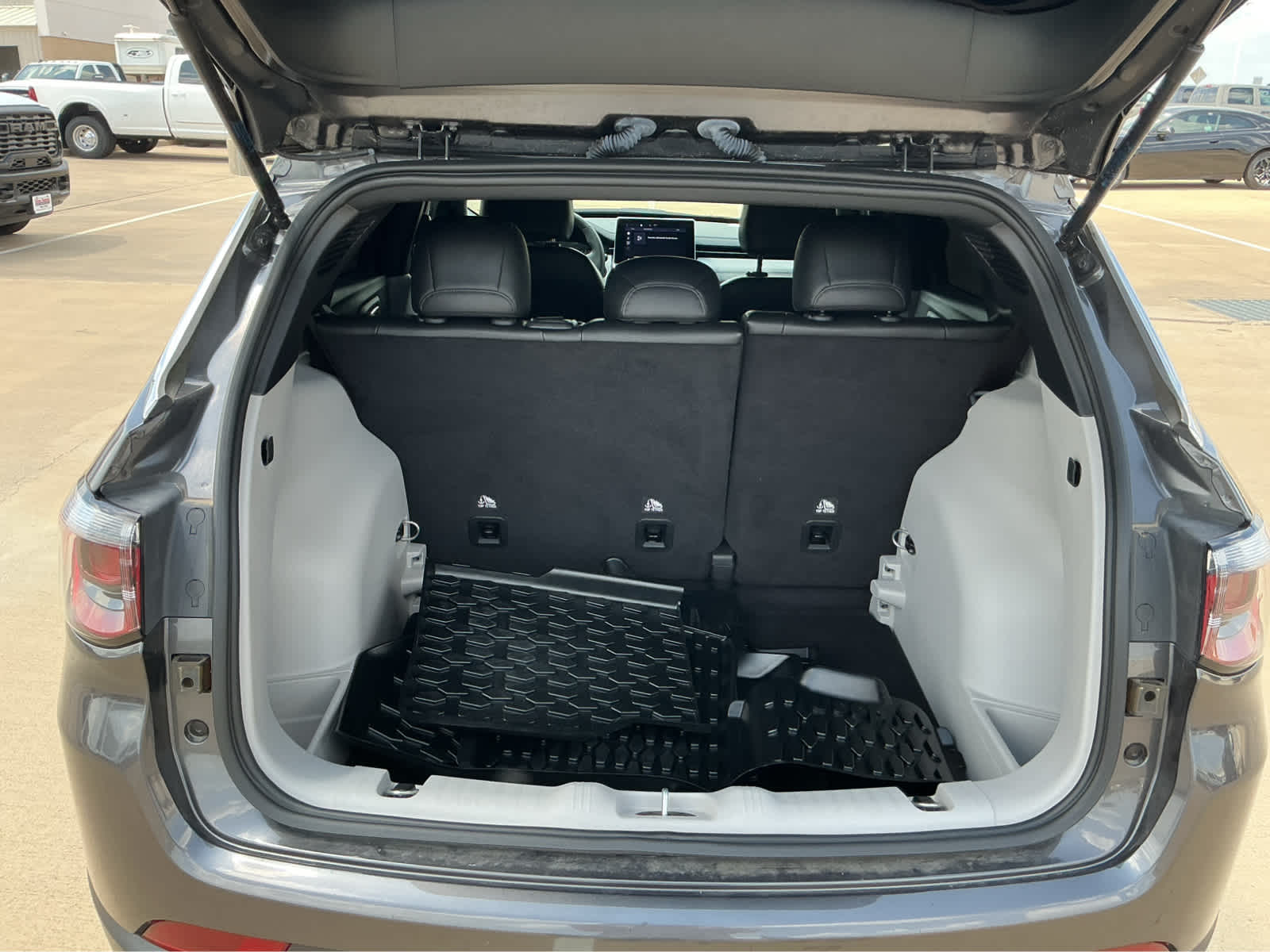 Used Car 2023 Jeep Compass  Latitude For Sale Under $30,000 In Waco, Texas