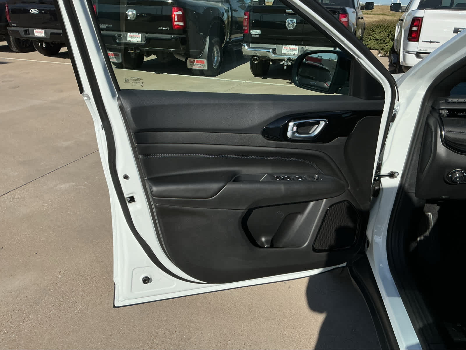 new 2026 Jeep Compass car, priced at $33,210