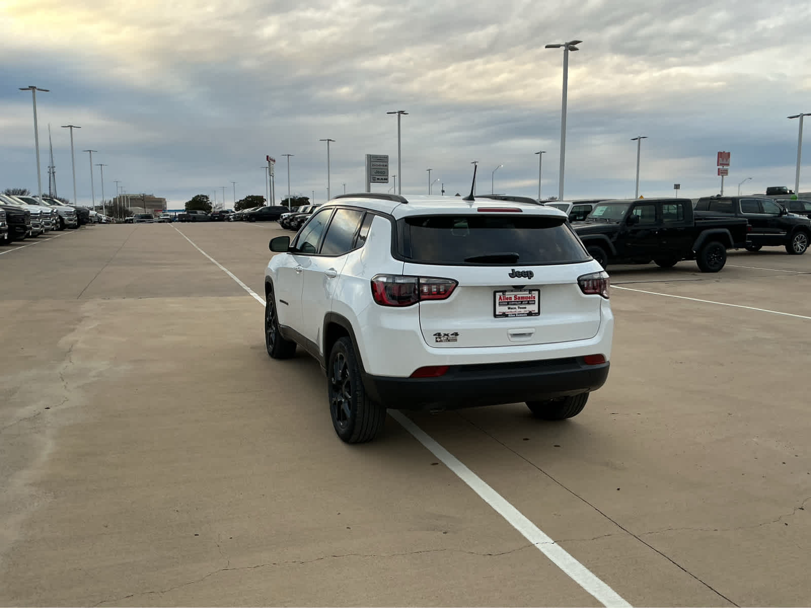 new 2026 Jeep Compass car, priced at $33,210