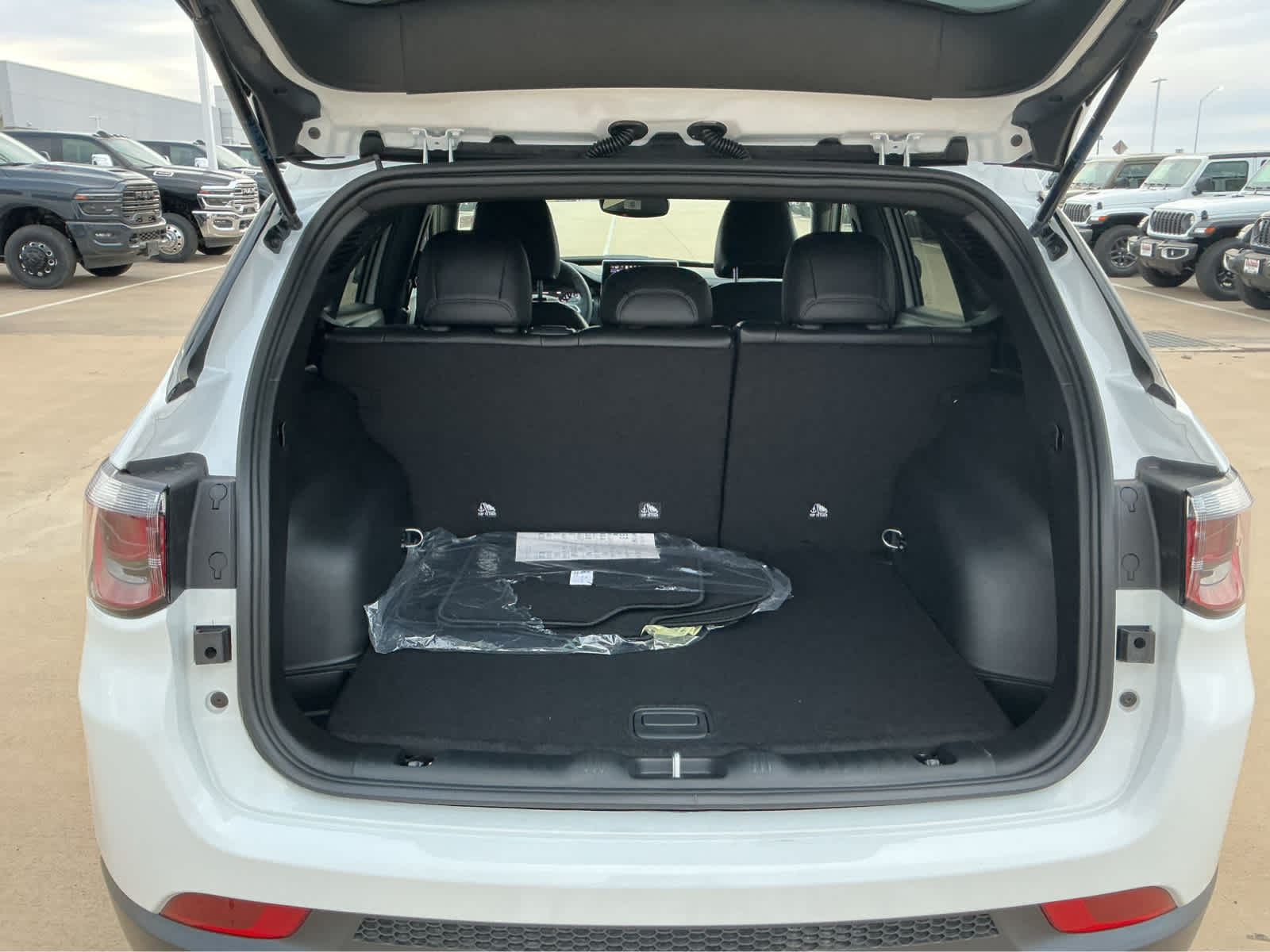 new 2026 Jeep Compass car, priced at $33,210