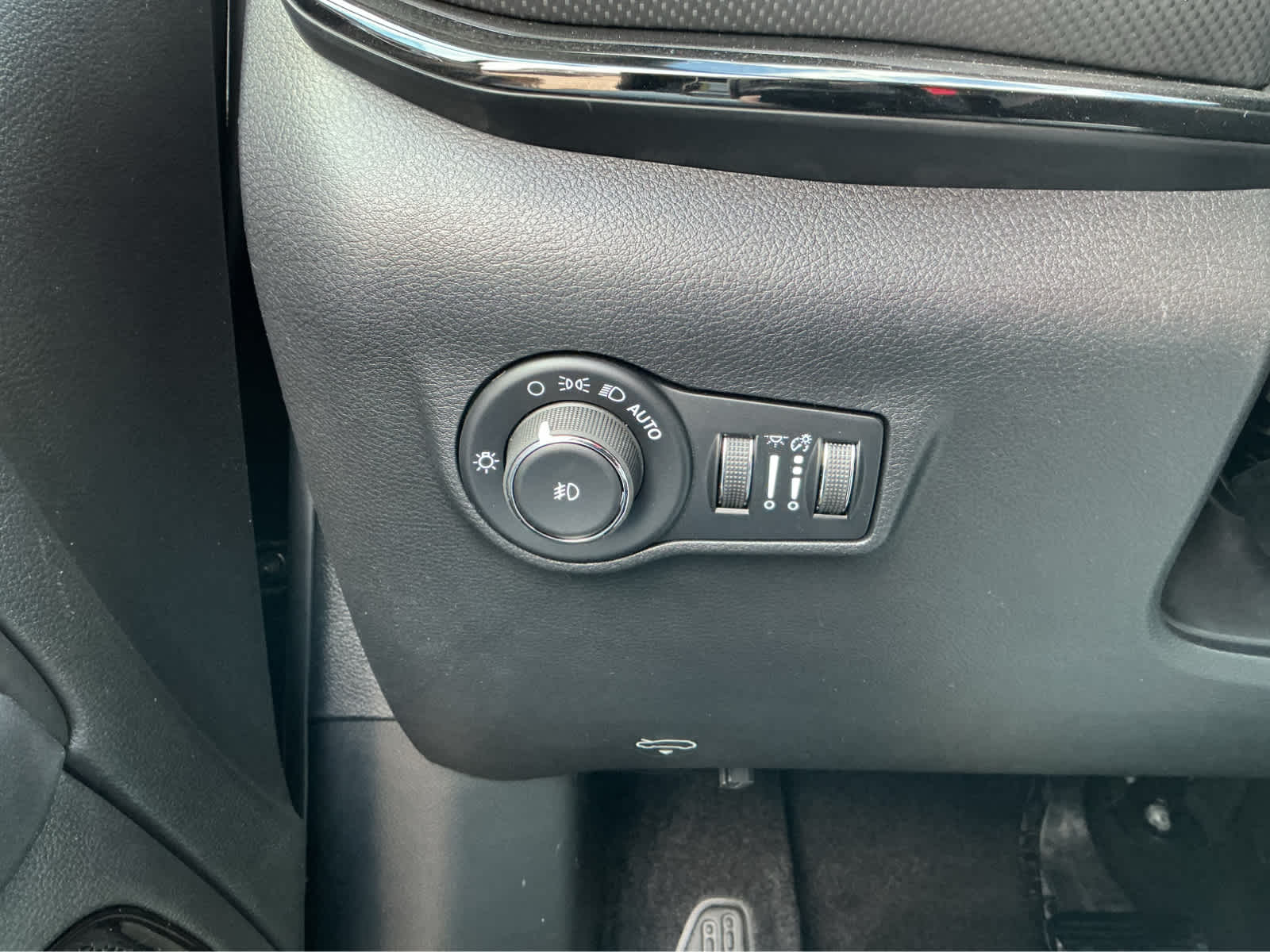 new 2026 Jeep Compass car, priced at $33,805