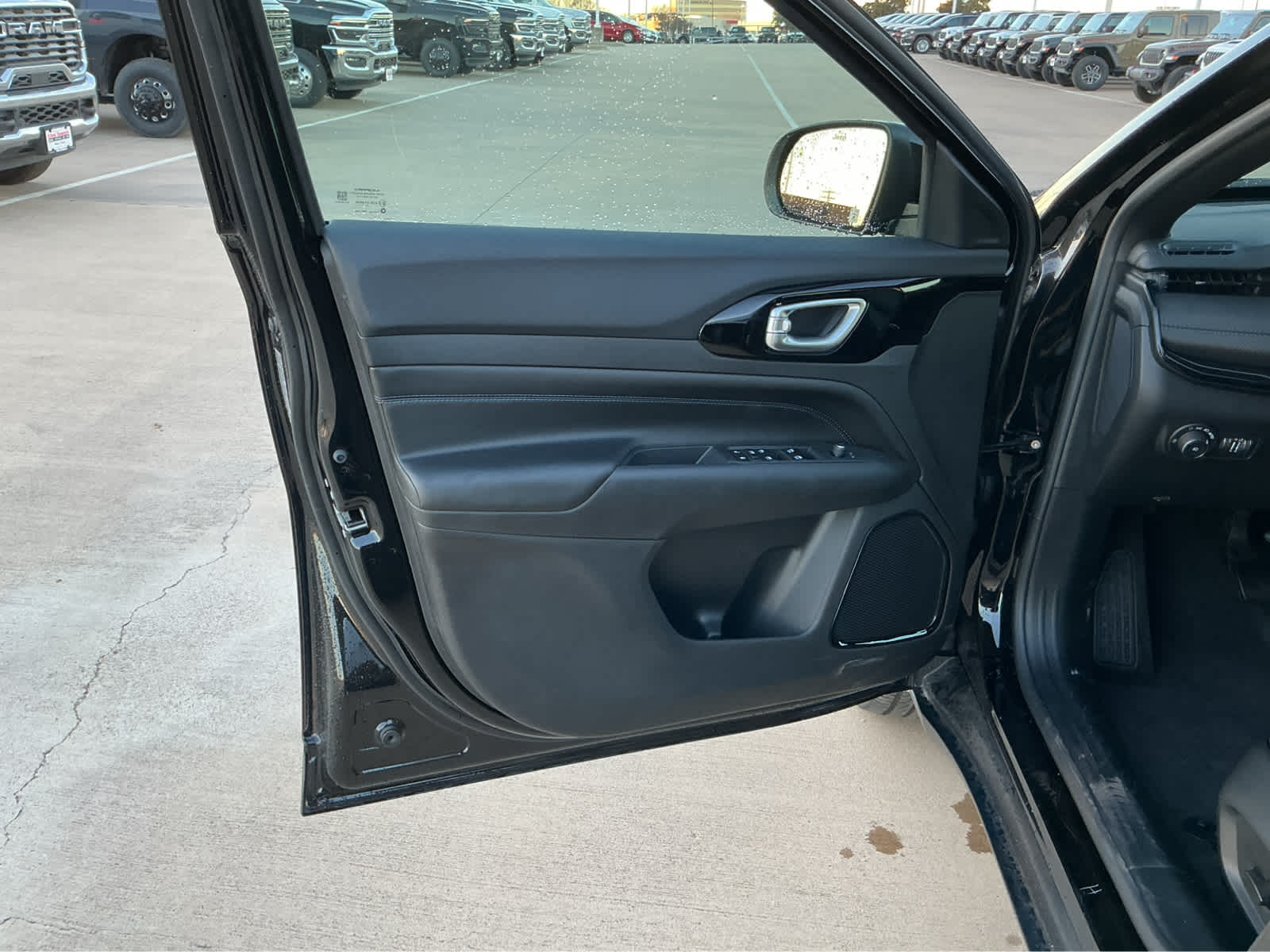 new 2026 Jeep Compass car, priced at $35,109