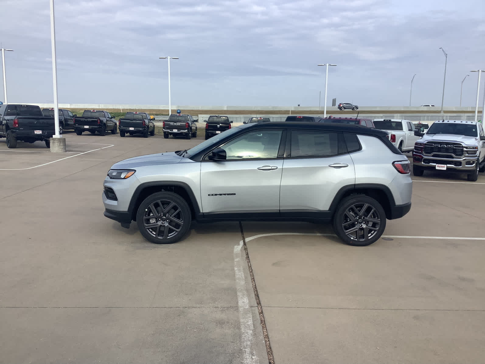 new 2026 Jeep Compass car, priced at $34,770