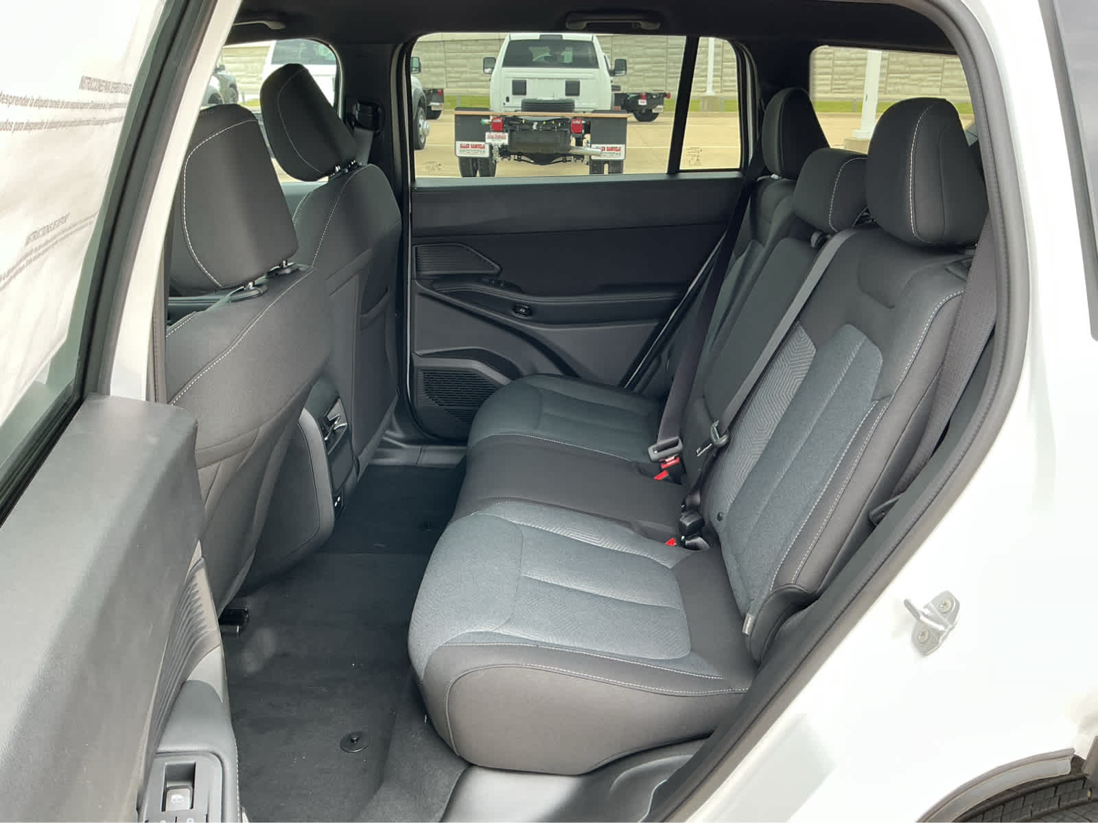 new 2026 Jeep Cherokee car, priced at $40,220