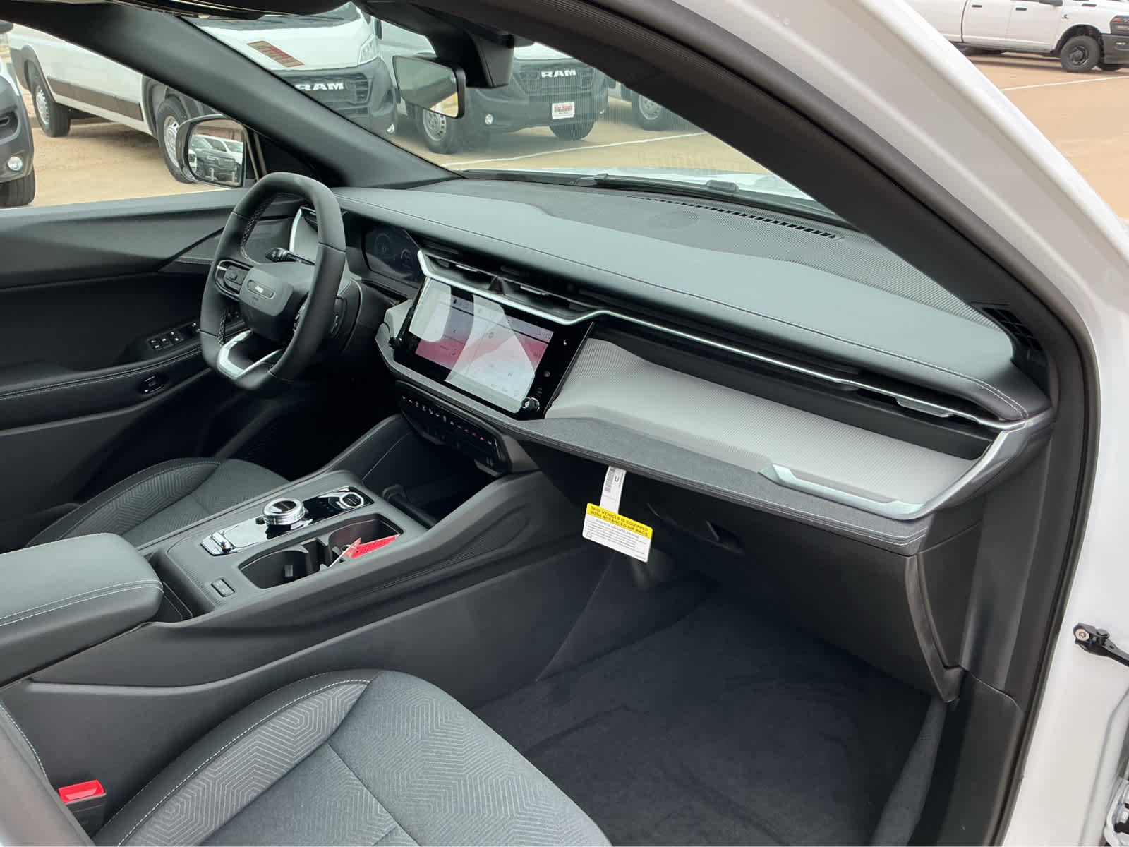 new 2026 Jeep Cherokee car, priced at $40,220