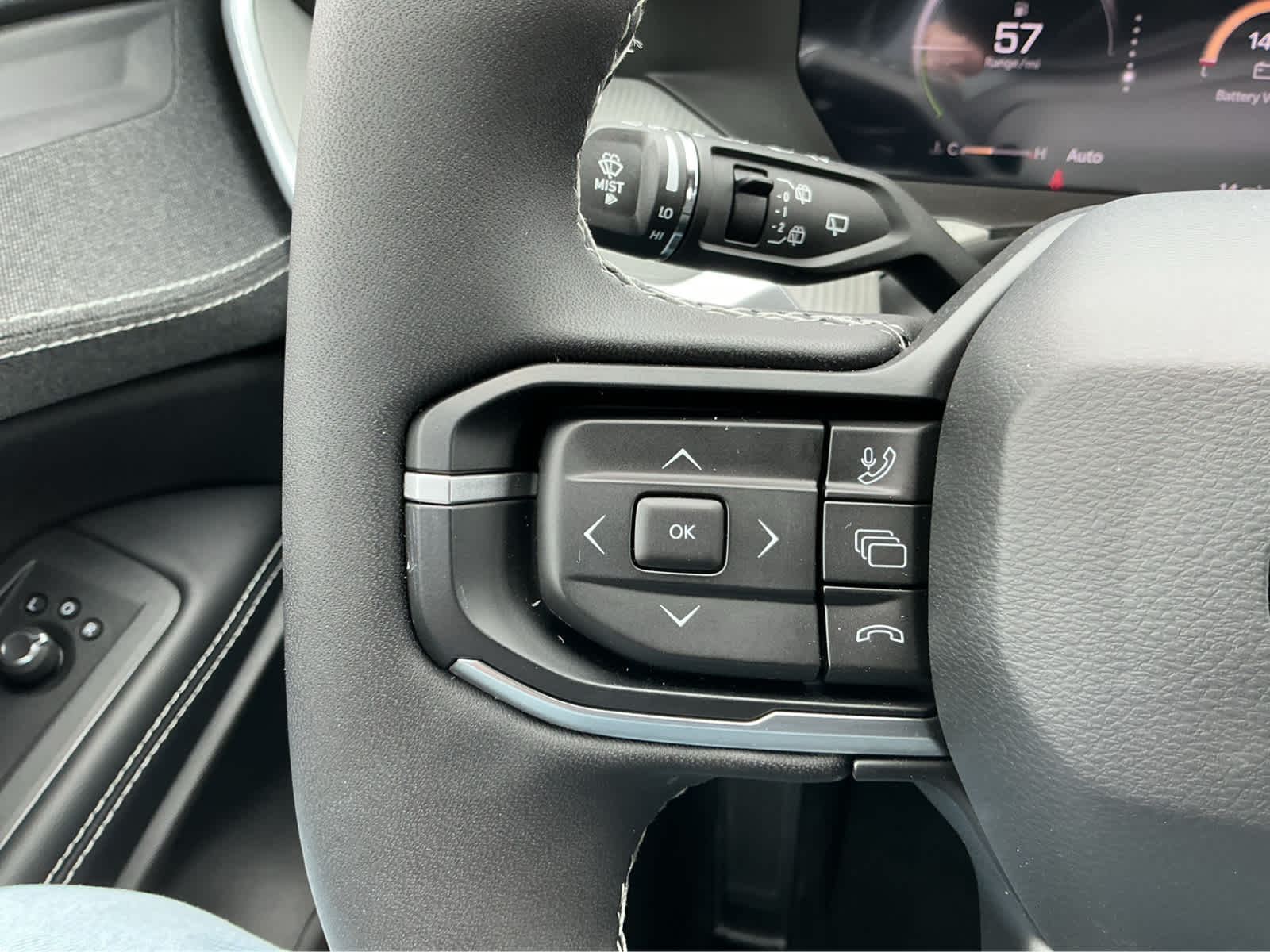 new 2026 Jeep Cherokee car, priced at $40,220