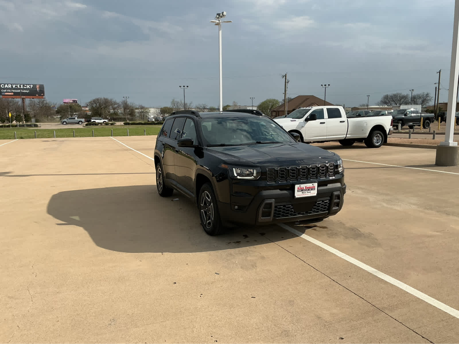 new 2026 Jeep Cherokee car, priced at $41,488