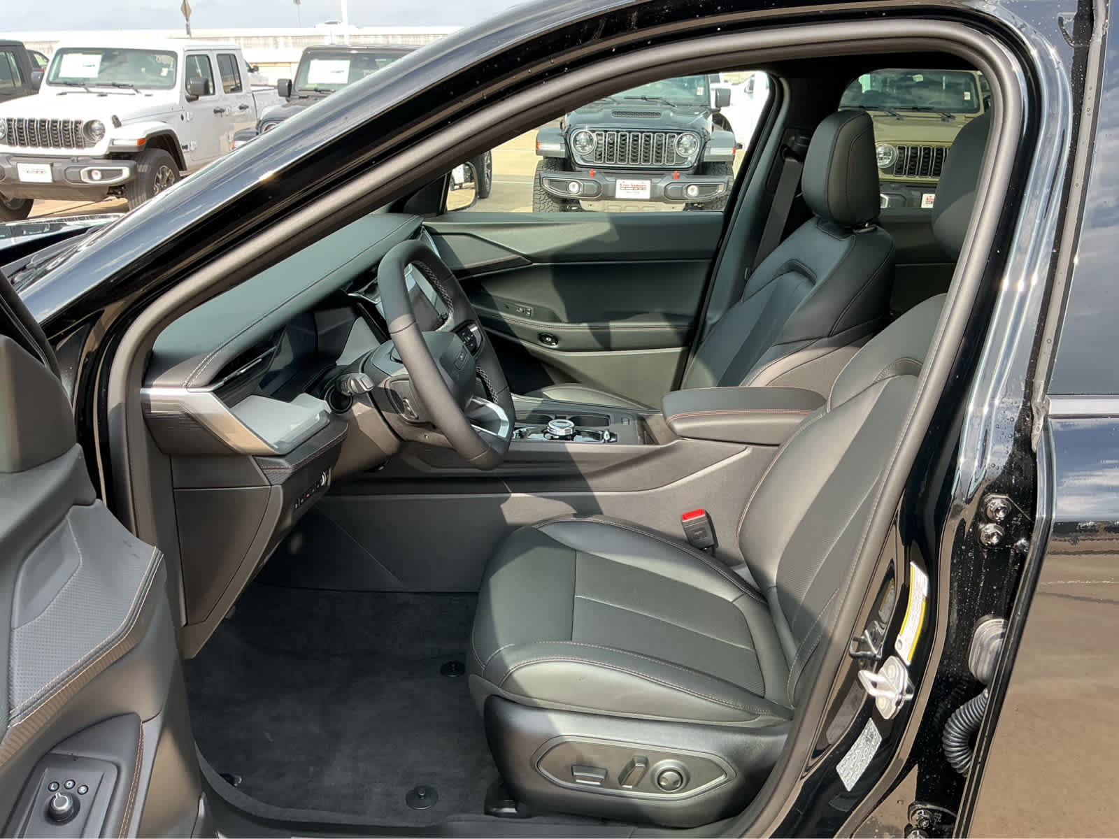 new 2026 Jeep Cherokee car, priced at $41,488