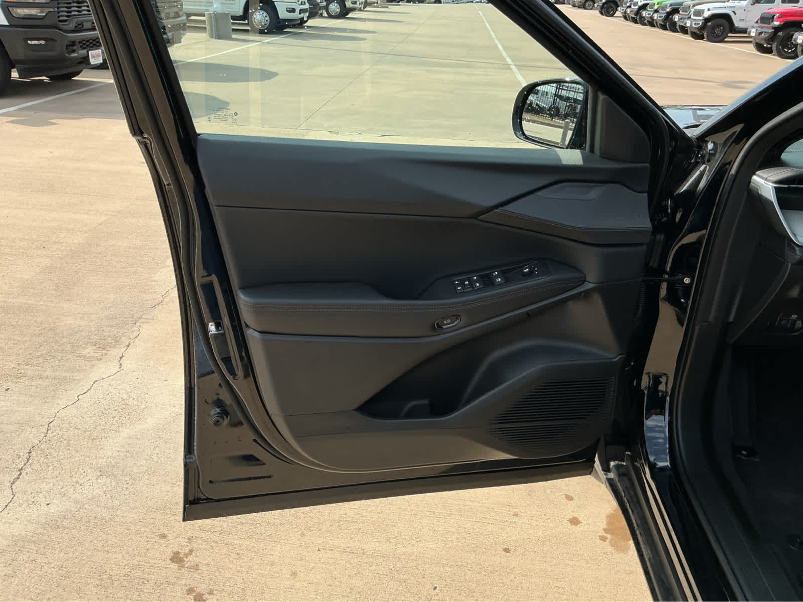 new 2026 Jeep Cherokee car, priced at $41,488