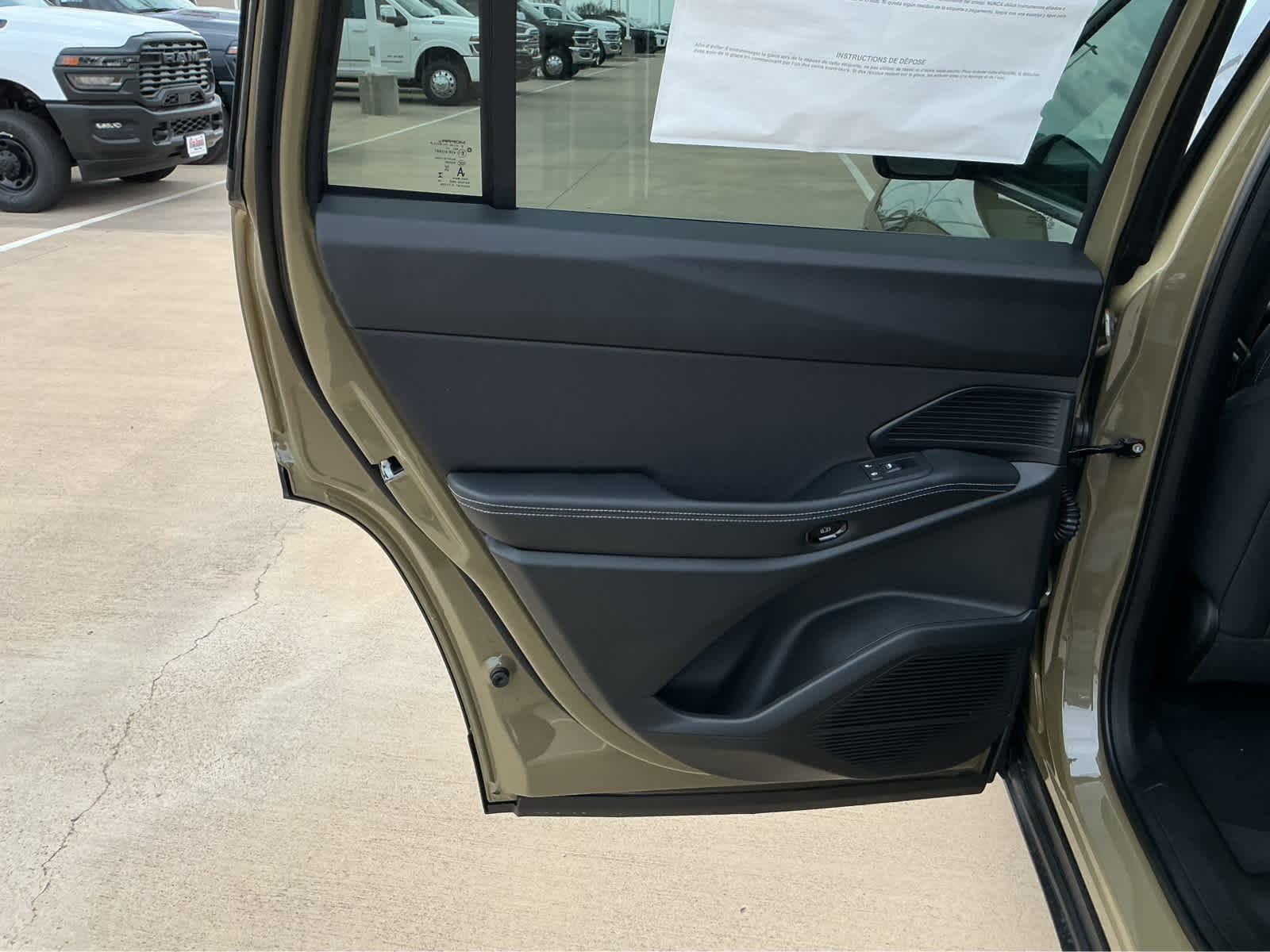 new 2026 Jeep Cherokee car, priced at $40,815