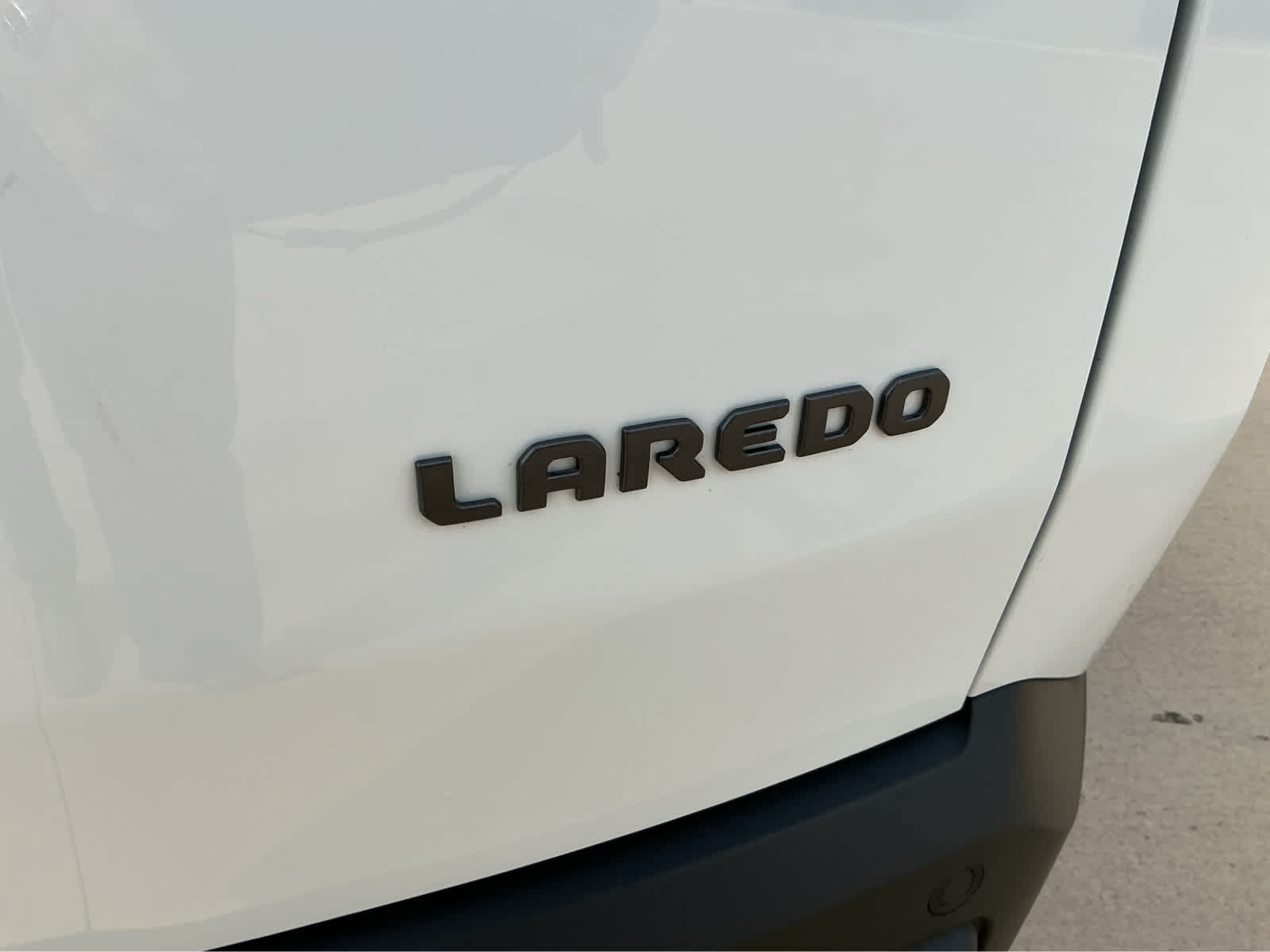 new 2026 Jeep Cherokee car, priced at $40,220