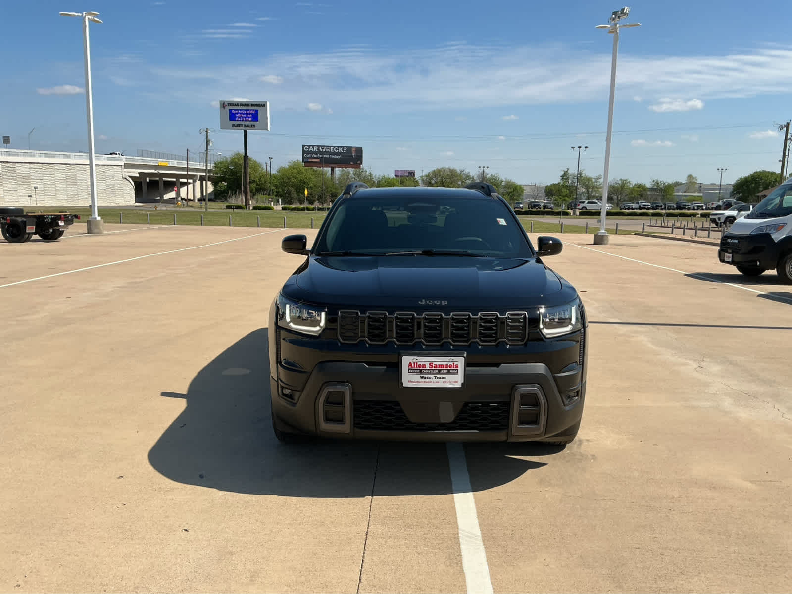 new 2026 Jeep Cherokee car, priced at $38,173