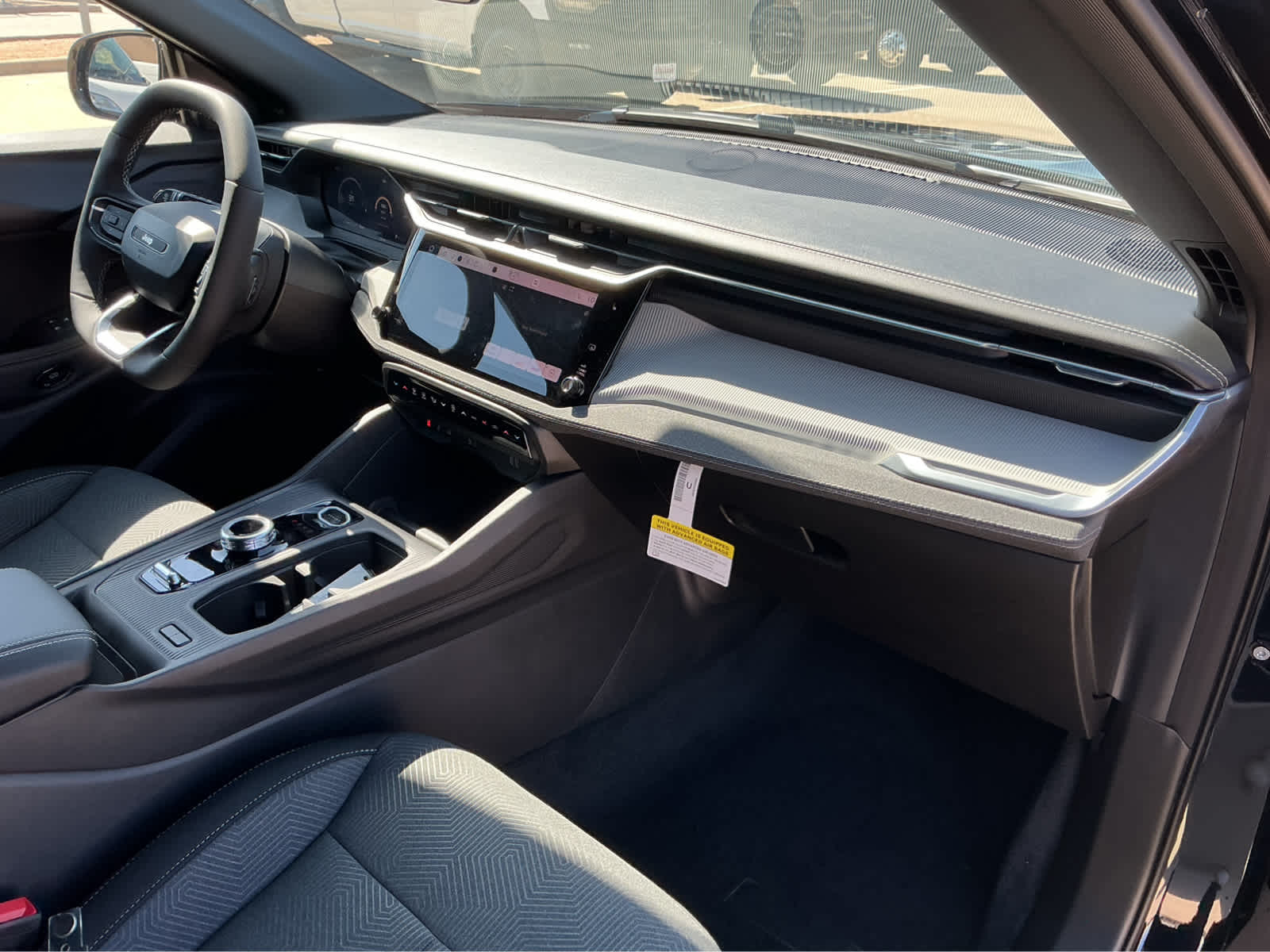 new 2026 Jeep Cherokee car, priced at $38,173