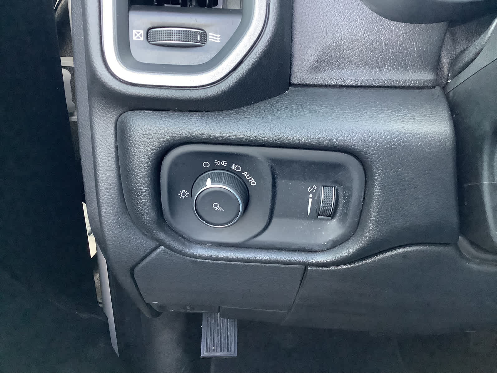 Used Car 2024 Ram 3500  Tradesman 4x4 Crew Cab 64 Box For Sale Under $60,000 In Waco, Texas