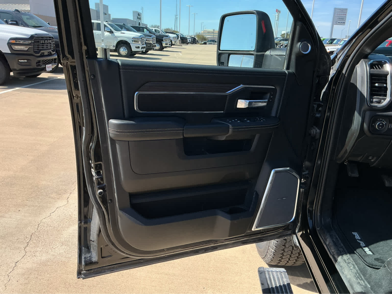 new 2025 Ram 2500 car, priced at $80,225