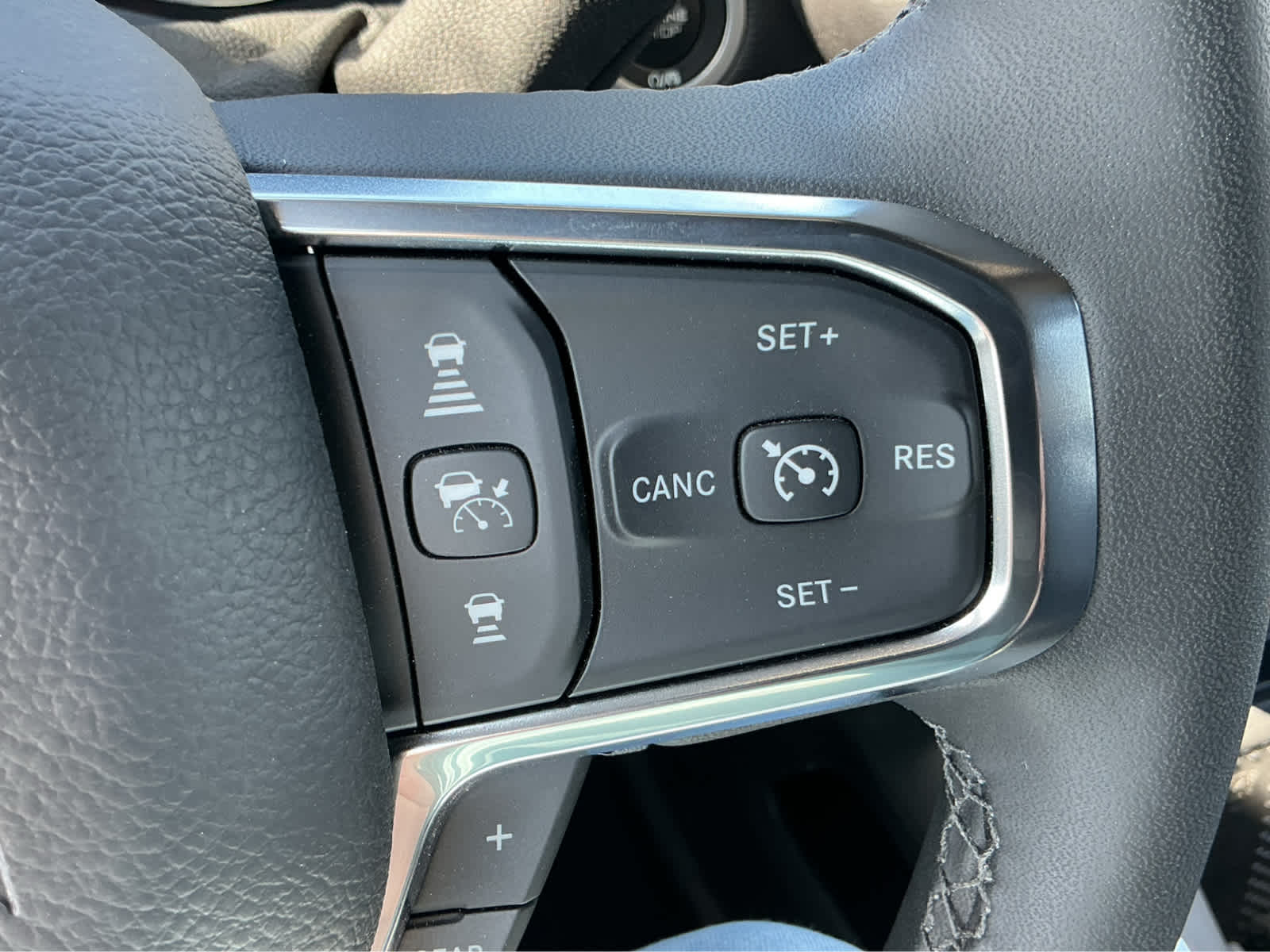 new 2025 Ram 2500 car, priced at $80,225