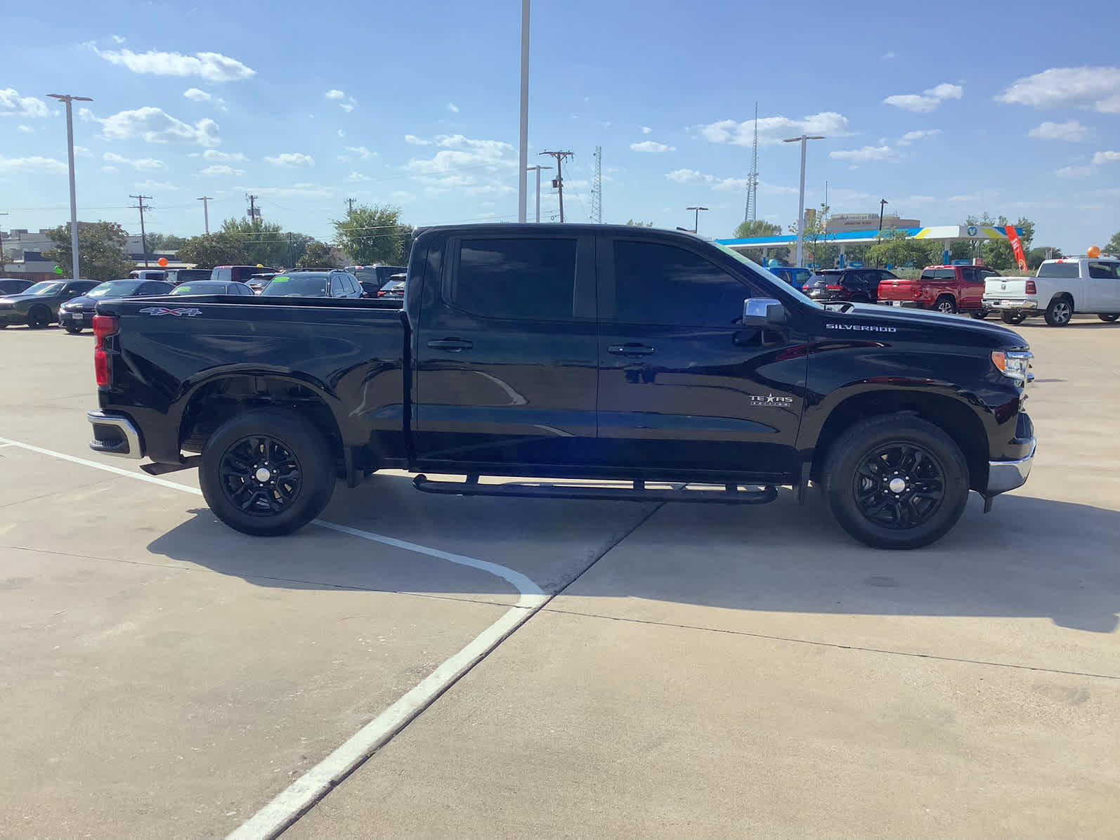 Used Car 2023 Chevrolet Silverado 1500  Crew Pickup Lt 4wd Crew Cab 147 Four Wheel Drive For Sale Under $50,000 In Waco, Texas