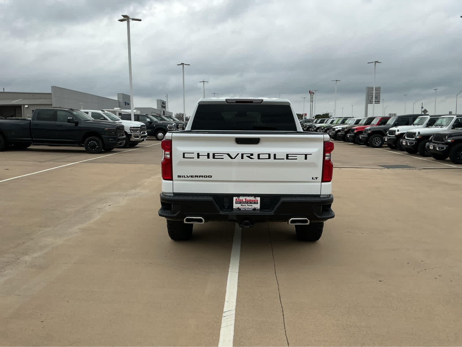 Used Car 2023 Chevrolet Silverado 1500  Lt Trail Boss For Sale Under $50,000 In Waco, Texas