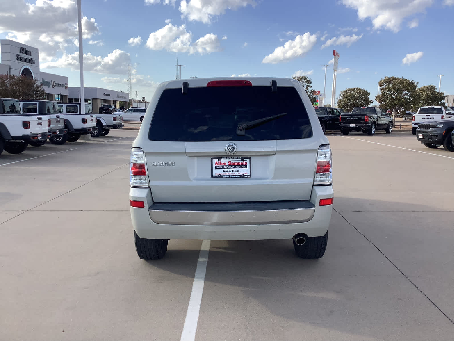 Used Car 2009 Mercury Mariner  Fwd 4dr I4 For Sale Under $10,000 In Waco, Texas