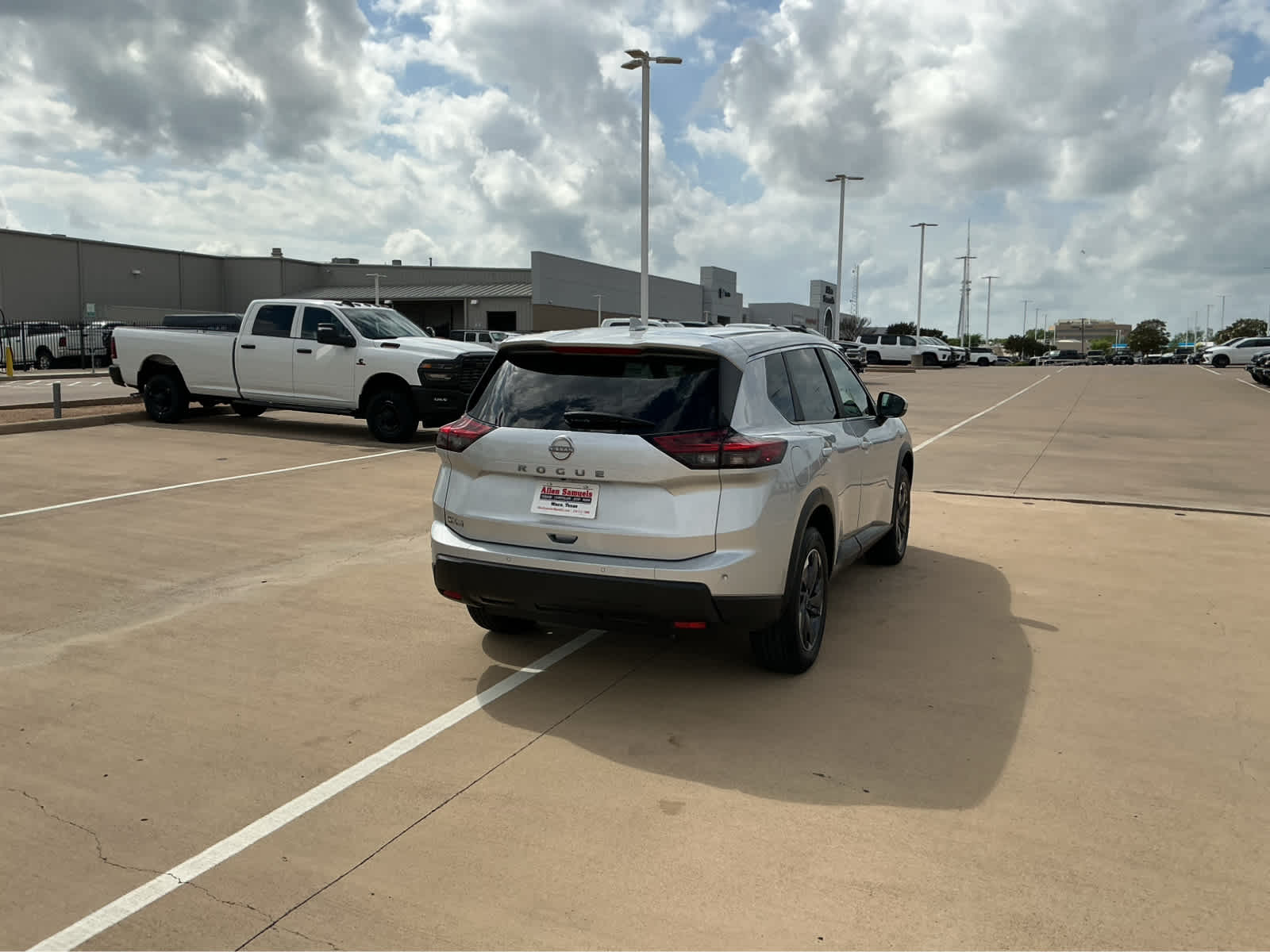 Used Car 2025 Nissan Rogue  Sv For Sale Under $25,000 In Waco, Texas