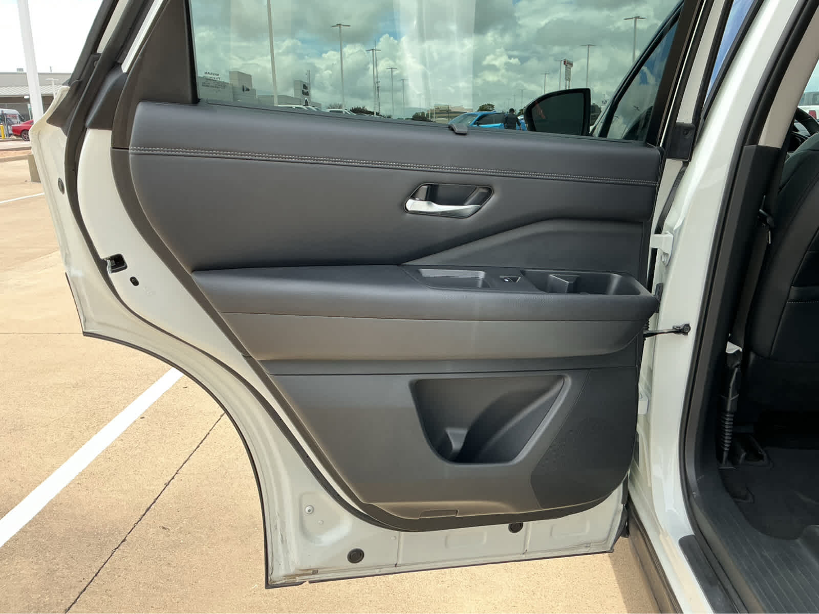 Used Car 2023 Nissan Pathfinder  Platinum For Sale Under $40,000 In Waco, Texas