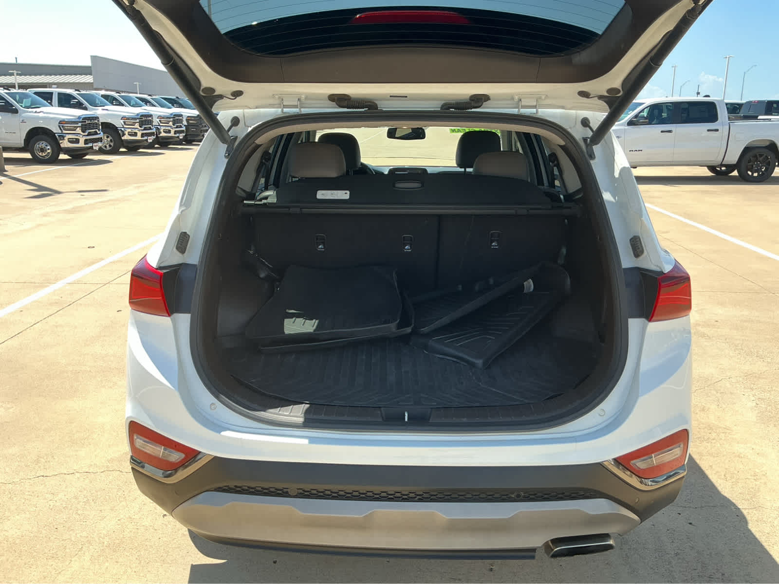 Used Car 2020 Hyundai Santa Fe  Limited For Sale Under $15,000 In Waco, Texas