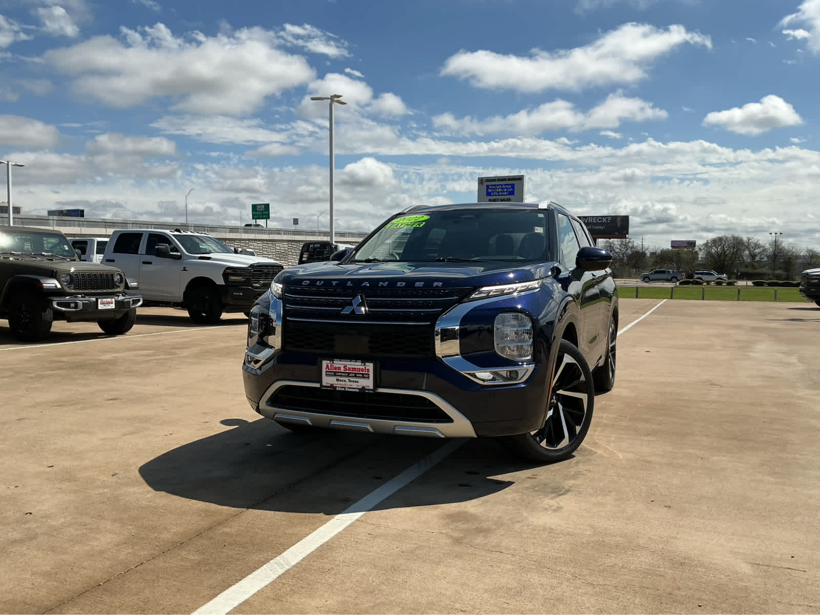 used 2022 Mitsubishi Outlander car, priced at $22,660