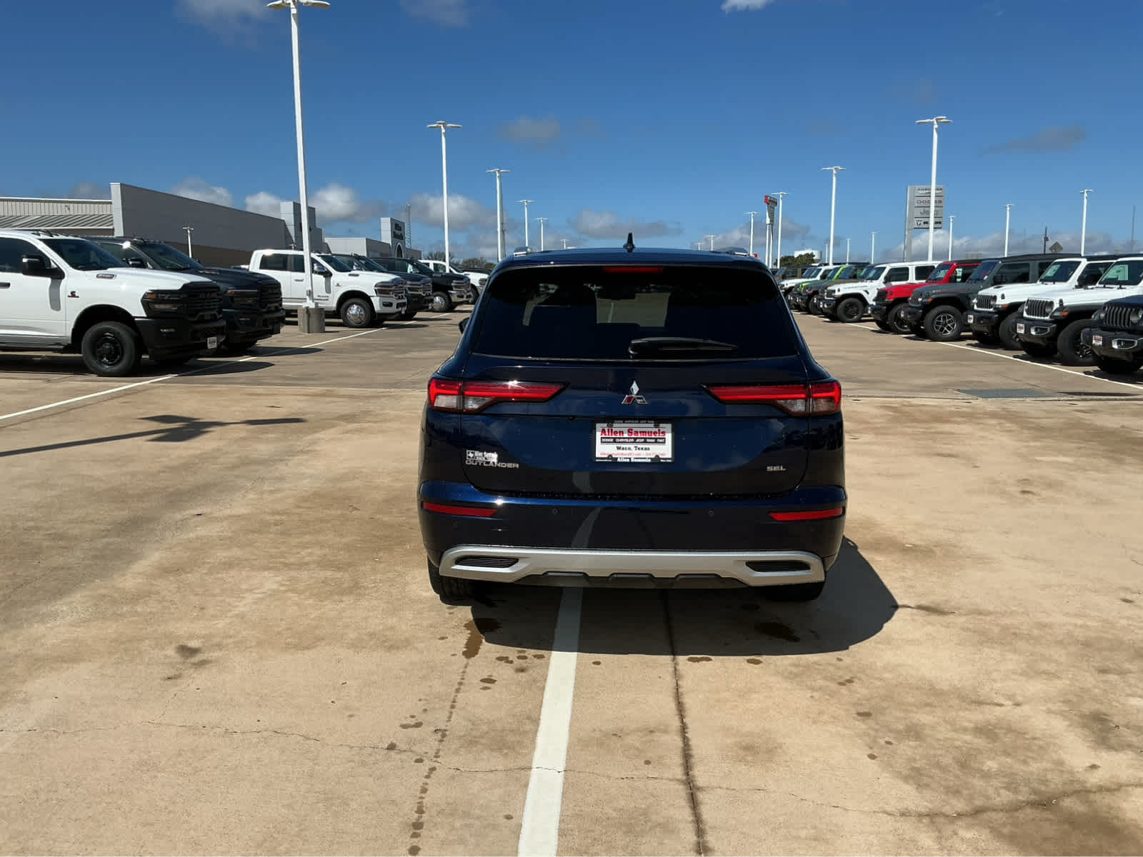 used 2022 Mitsubishi Outlander car, priced at $22,660