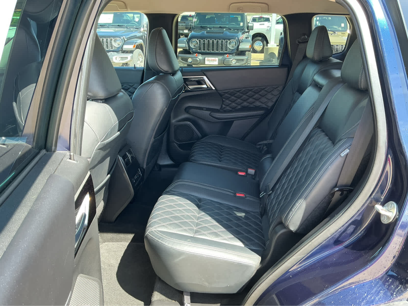 used 2022 Mitsubishi Outlander car, priced at $22,660