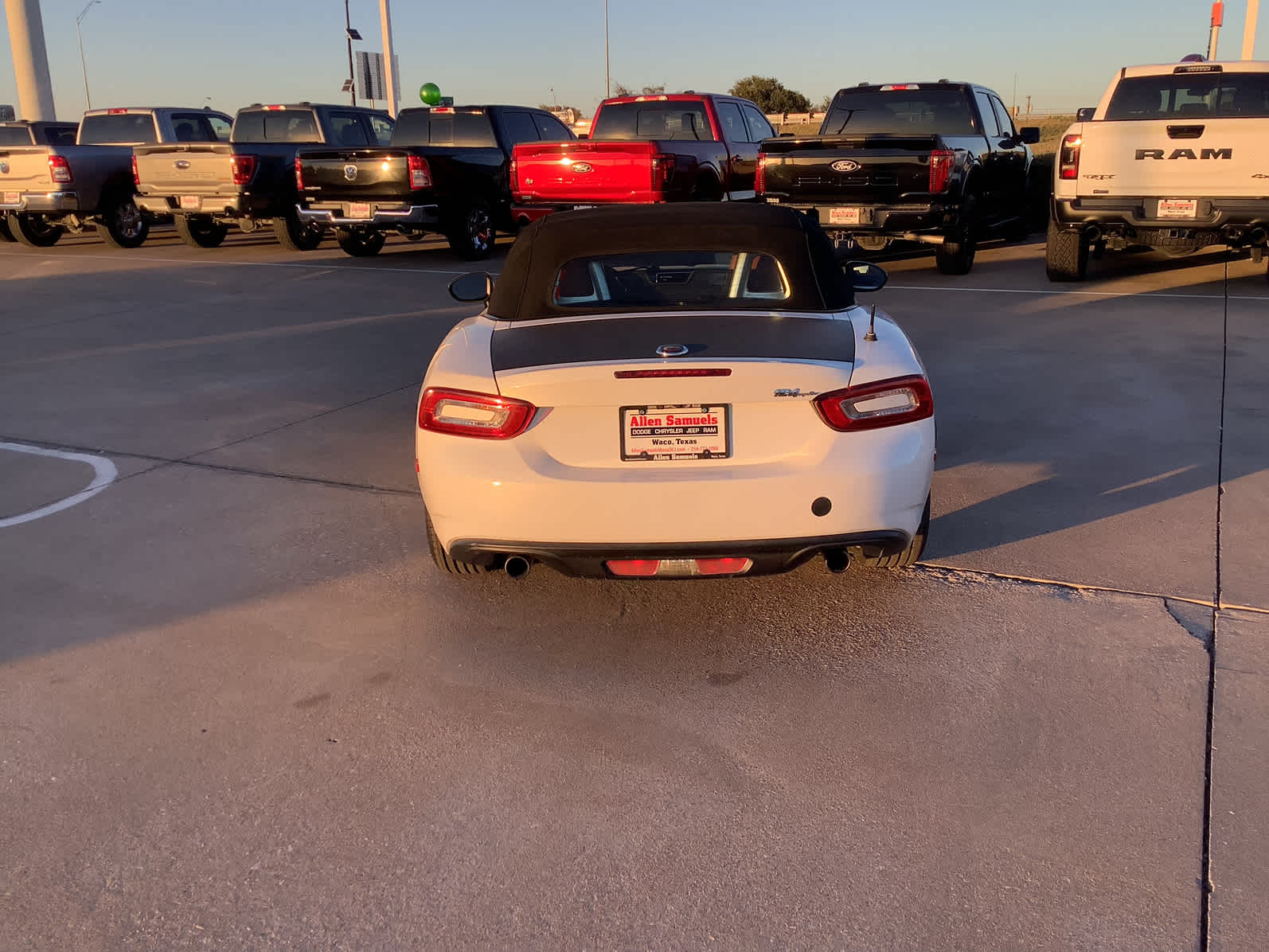 Used Car 2017 Fiat 124 Spider  Lusso For Sale Under $15,000 In Waco, Texas