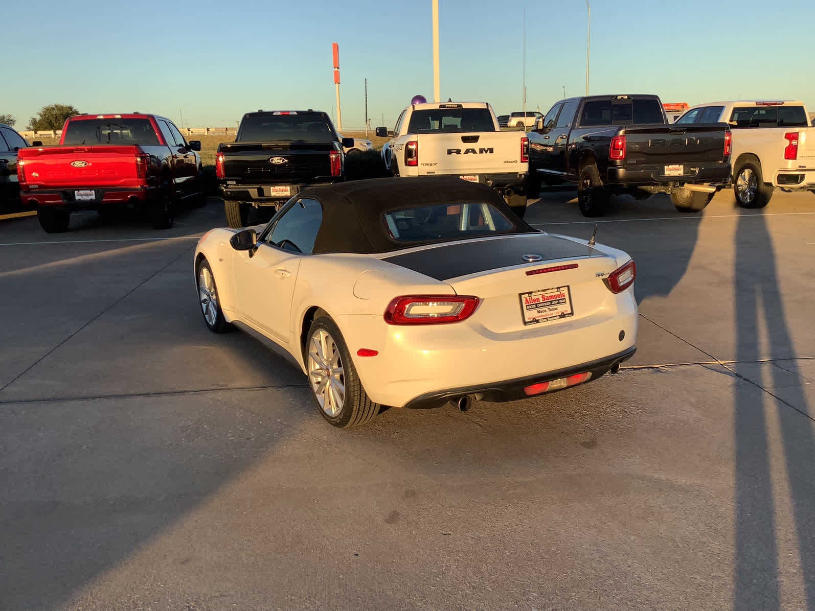 Used Car 2017 Fiat 124 Spider  Lusso For Sale Under $15,000 In Waco, Texas
