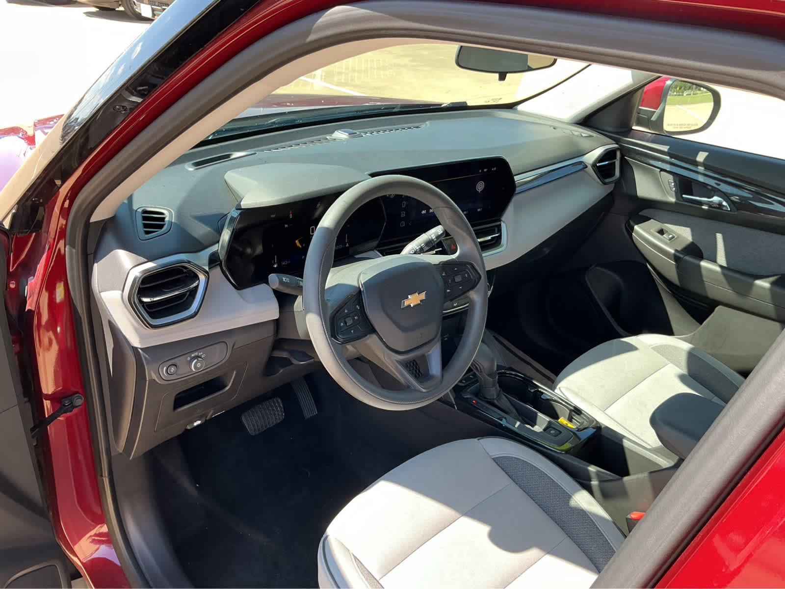 used 2025 Chevrolet TrailBlazer car, priced at $24,250