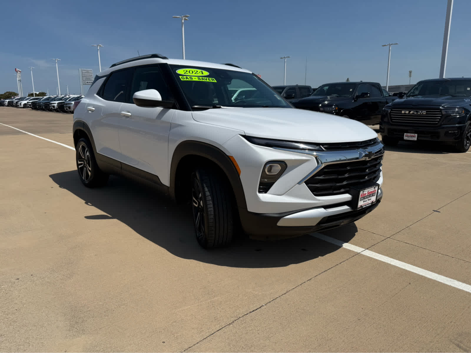 used 2024 Chevrolet TrailBlazer car, priced at $24,450
