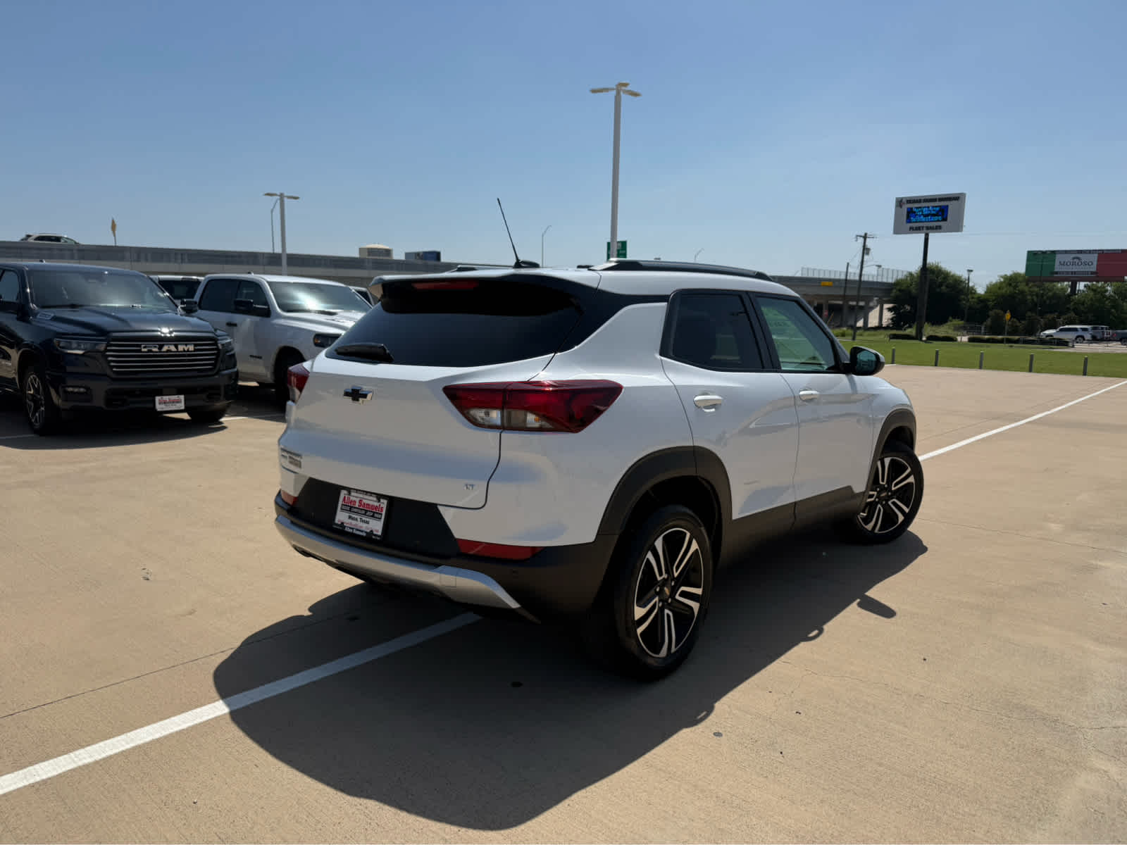 used 2024 Chevrolet TrailBlazer car, priced at $24,450
