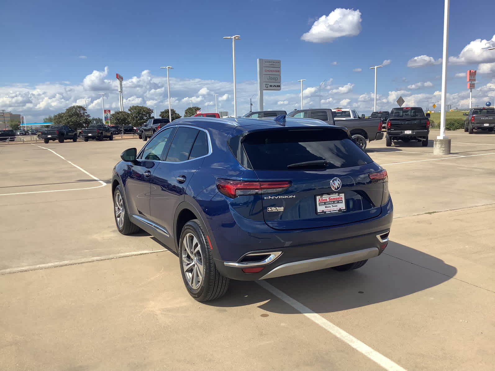 Used Car 2023 Buick Envision  Essence For Sale Under $35,000 In Waco, Texas