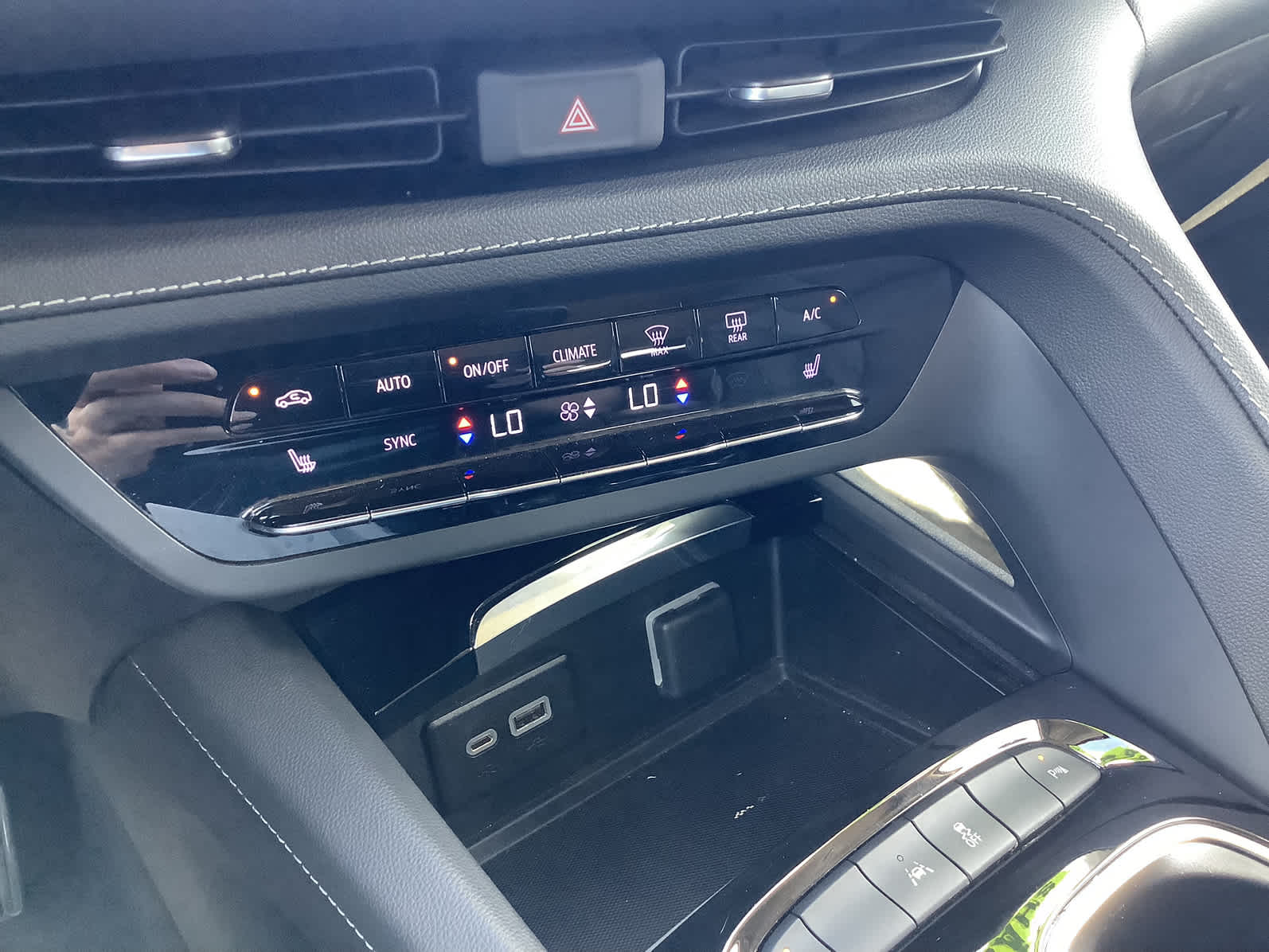 Used Car 2023 Buick Envision  Essence For Sale Under $35,000 In Waco, Texas