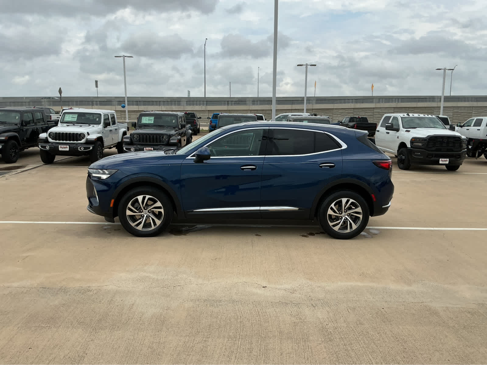 used 2023 Buick Envision car, priced at $27,650