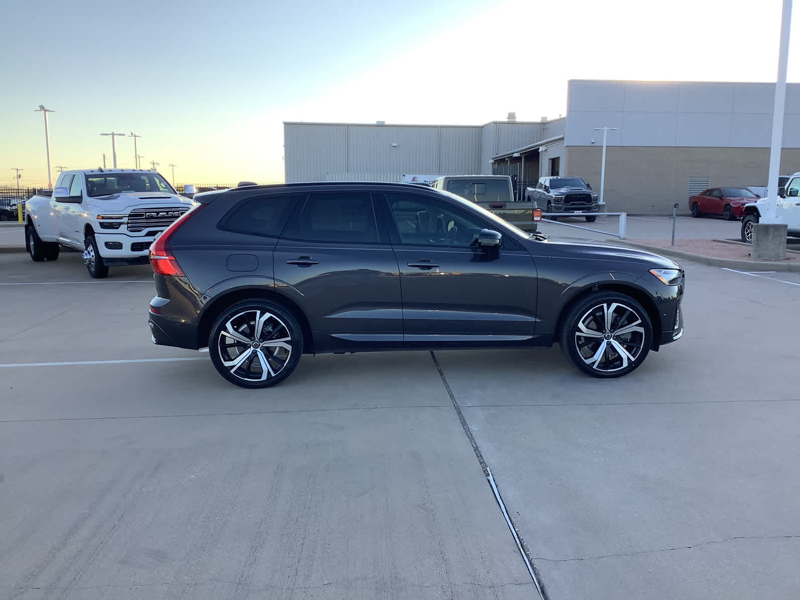 Used Car 2023 Volvo Xc60  Ultimate Dark Theme For Sale Under $40,000 In Waco, Texas