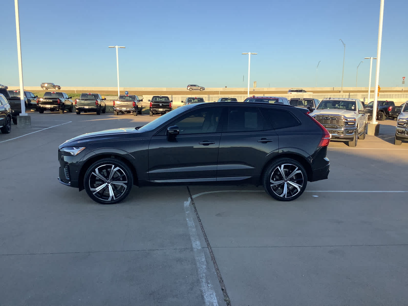 Used Car 2023 Volvo Xc60  Ultimate Dark Theme For Sale Under $40,000 In Waco, Texas