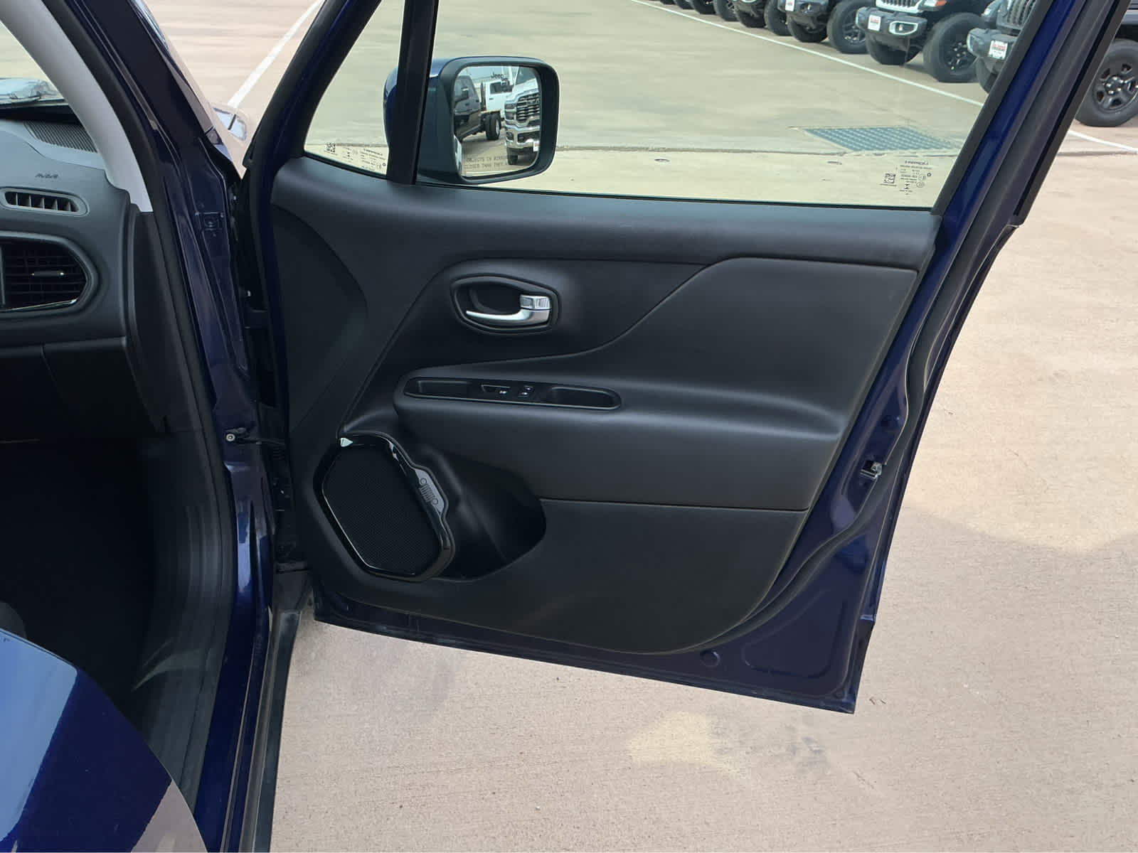 Used Car 2020 Jeep Renegade  Altitude For Sale Under $20,000 In Waco, Texas